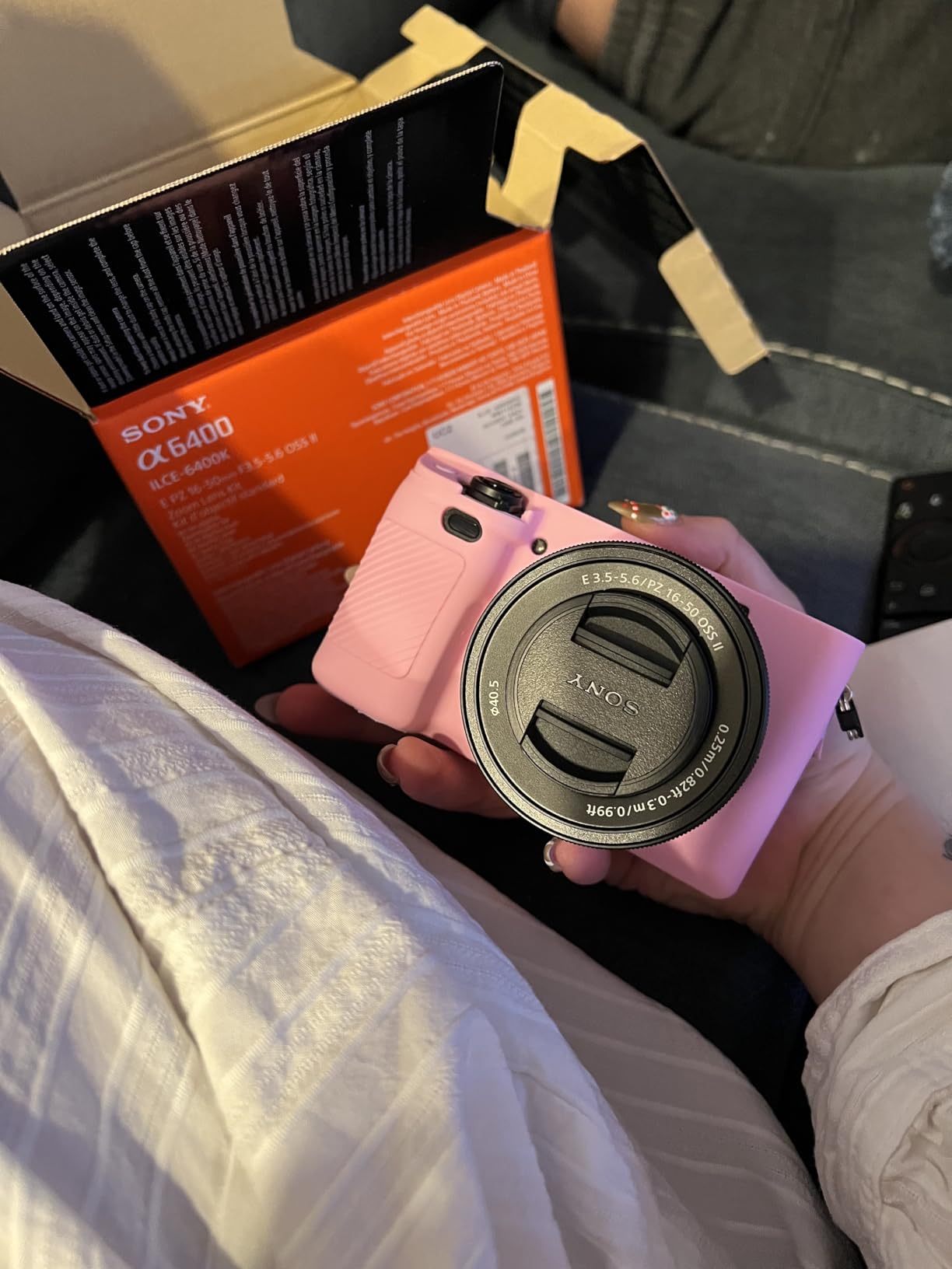 Sony Alpha a6400 Mirrorless Camera with E PZ 16-50mm f/3.5-5.6 OSS II Lens customer photo 2