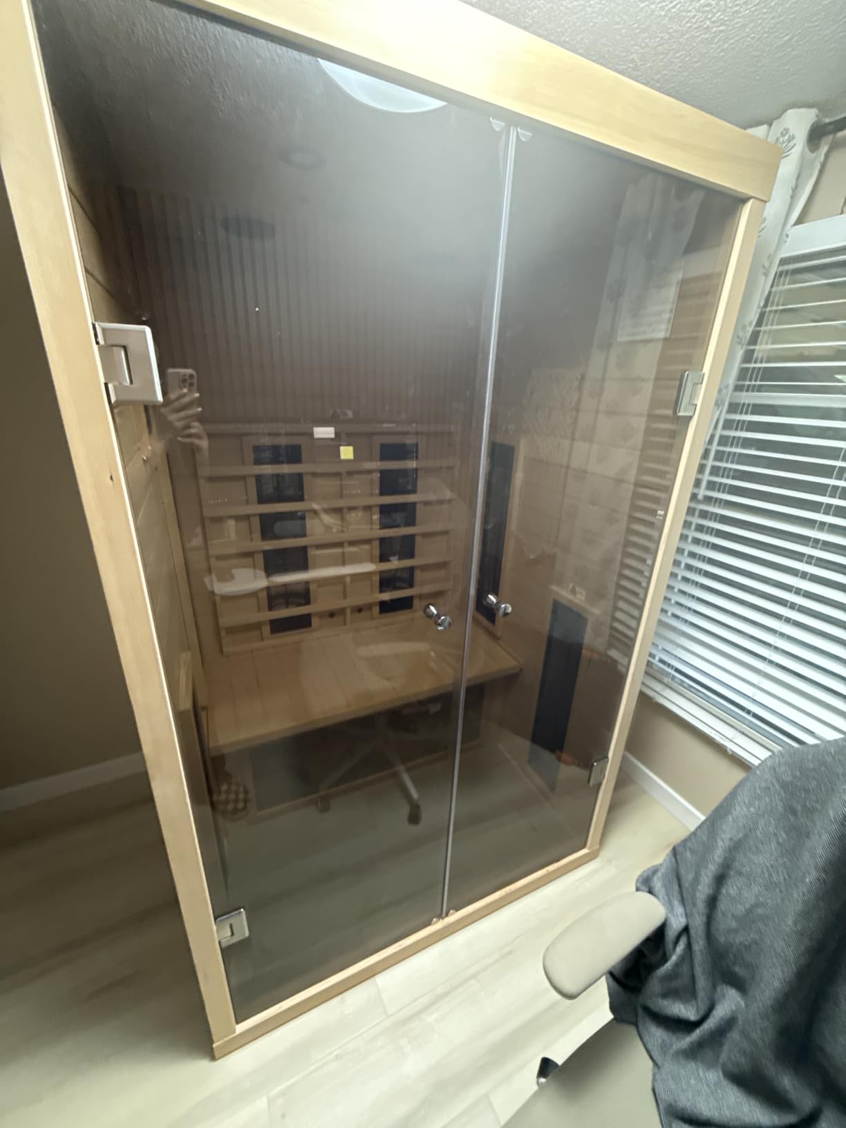 Ceramic Infrared Sauna, 1 Person Infrared Sauna, Hemlock Wood Home Sauna Spa, Far Infrared Sauna Indoor, Low EMF Infrared Saunas for Home with Smart Display, Bluetooth Speaker customer photo 1