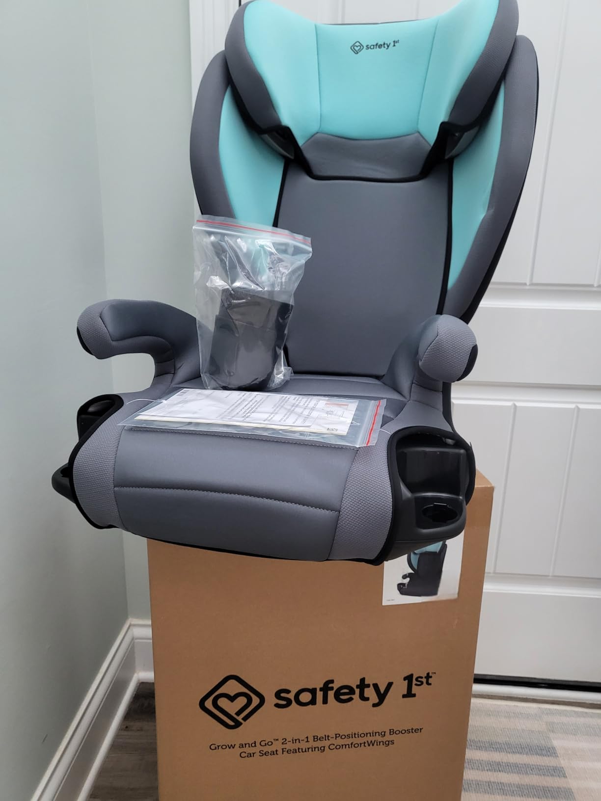 Safety 1st Grow and Go 2-in-1 Booster Car Seat with ComfortWings, High-Back to Backless, Slim Design, Black Sand customer photo 2