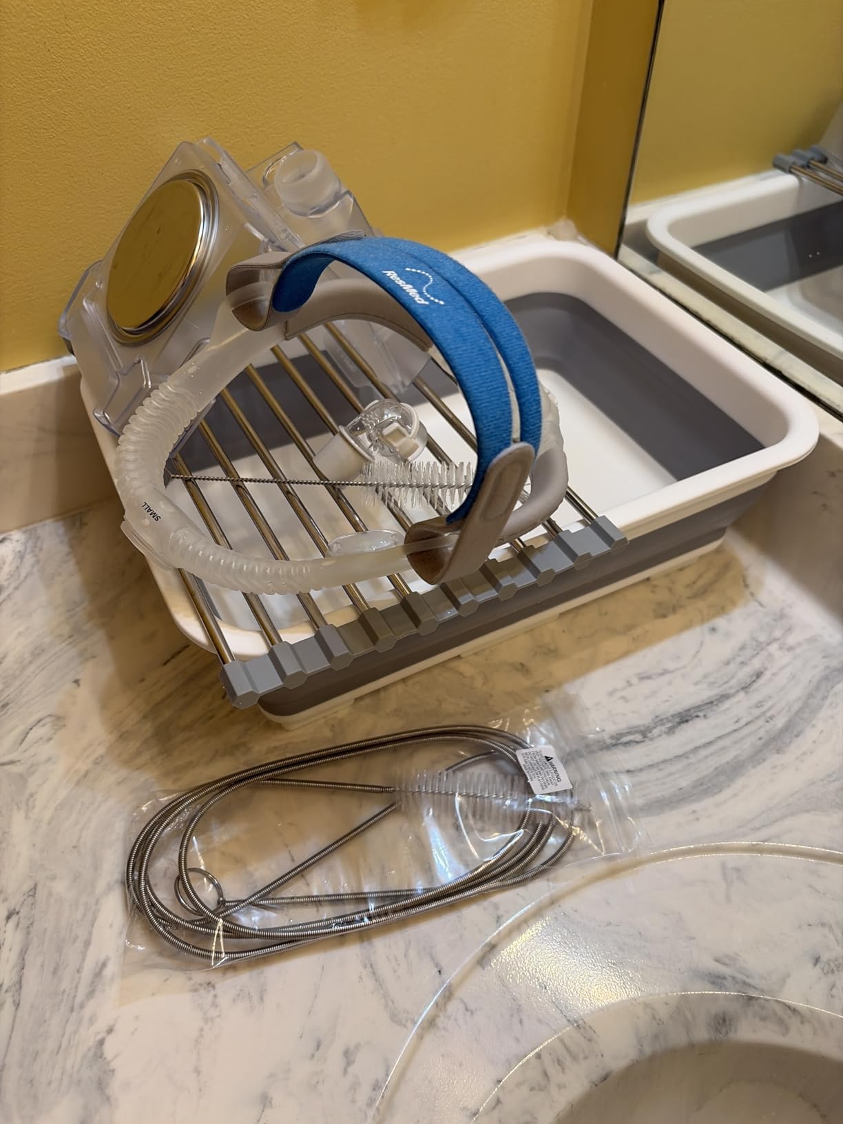 CPAP Cleaning Kit for Hose and Mask, CPAP Hose Cleaning Brush, Collapsible Wash Basin, Storage Bag, Compatible with Standard and Slimline CPAP Tubing (Basin + Brush Kit) customer photo 1