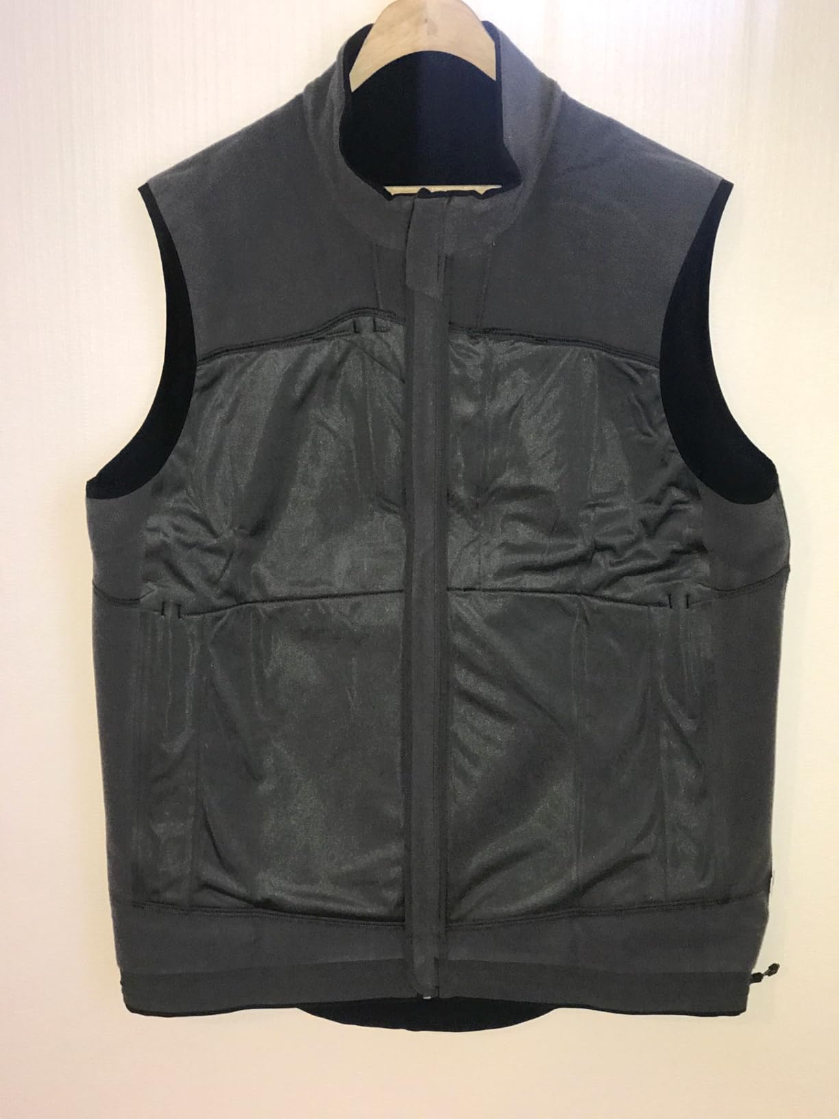 KUIU Guide PRO Vest - Wind & Water-Resistant Soft Shell Hunting Vest customer photo 2