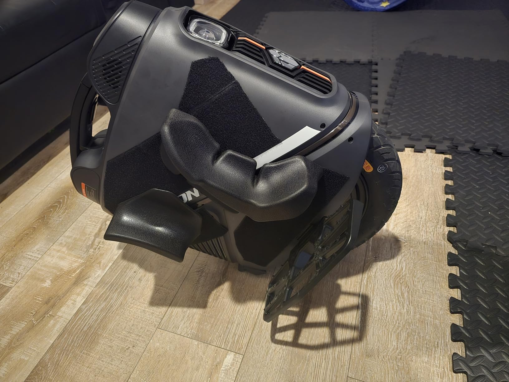 INMOTION V9 16