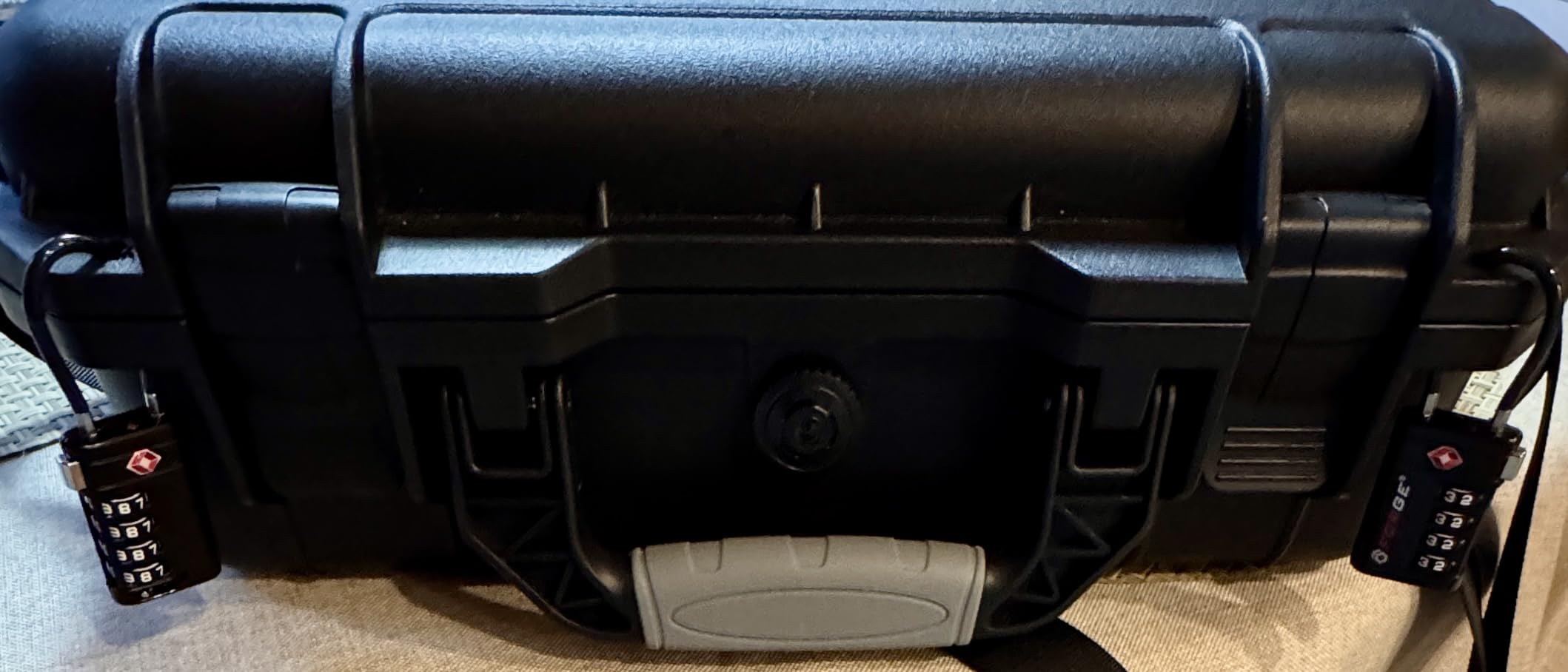 Forge TSA Approved Luggage Locks 4 Digit Combination TSA Travel Locks with TSA008, Open Alert Indicator, Zinc Alloy Body for Luggage, Suitcase, Backpack, and More. Black 2 Locks. customer photo 2