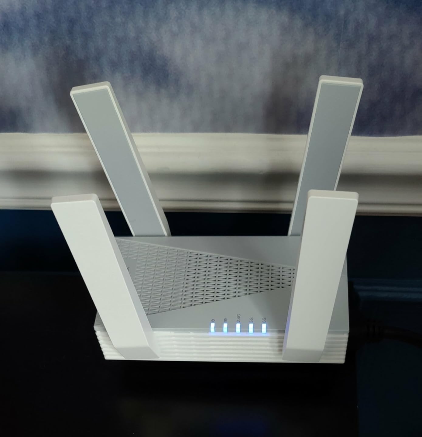 TP-Link BE10000 Wi-Fi 7 Range Extender RE653BE, 10 Gbps Tri-Band Wireless Repeater, 2.5 Gbps Ethernet Port, Internet Signal Booster for Home, Up to 2800 sq.ft, 128 Devices, 6 GHz, MLO, EasyMesh customer photo 1