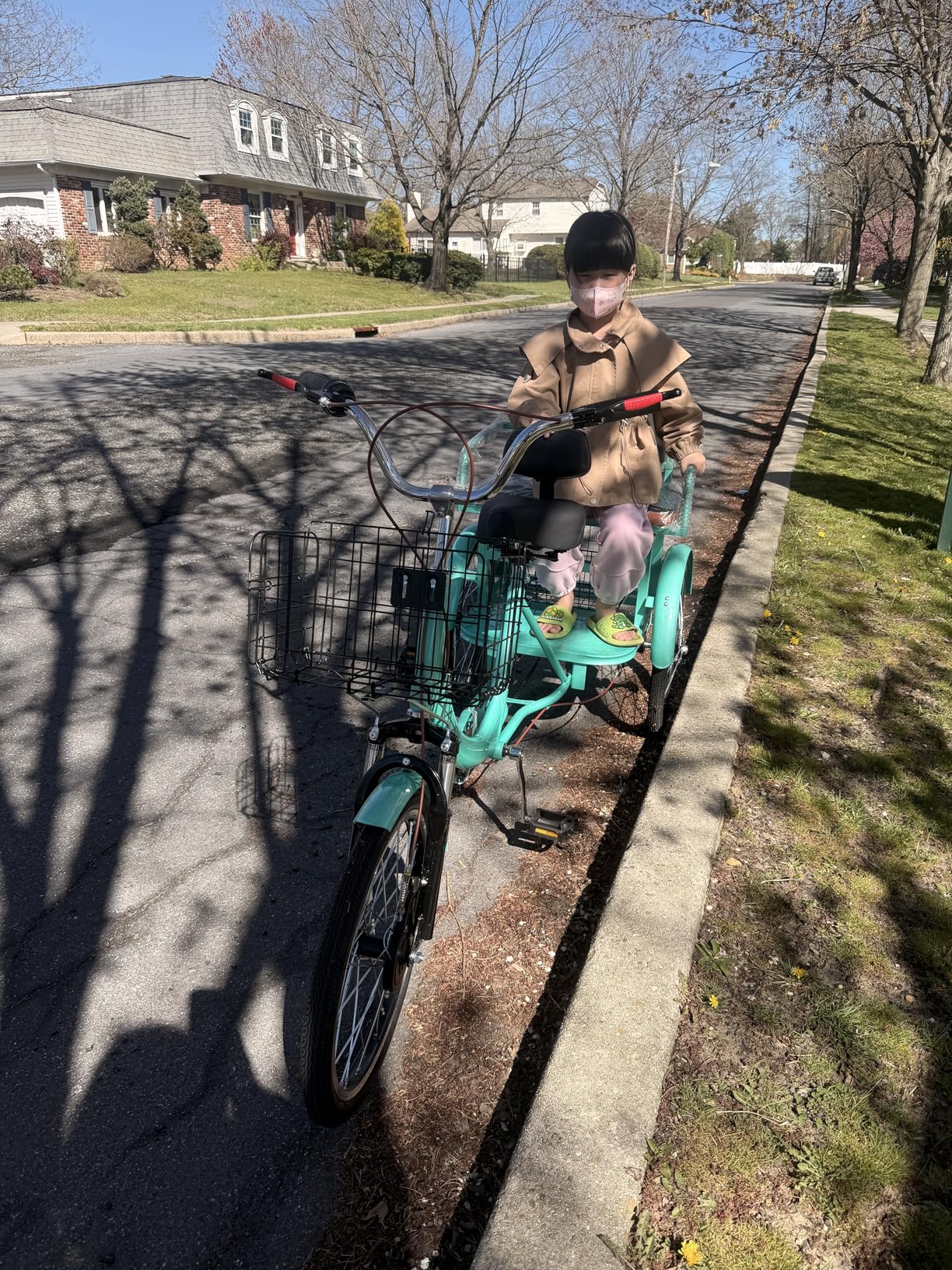 MOOITZ Adult Tricycle, 20 Inch 3-Wheel Bikes, Trike for Adults with Seat, Low Step-Through Cruiser Bike customer photo 1