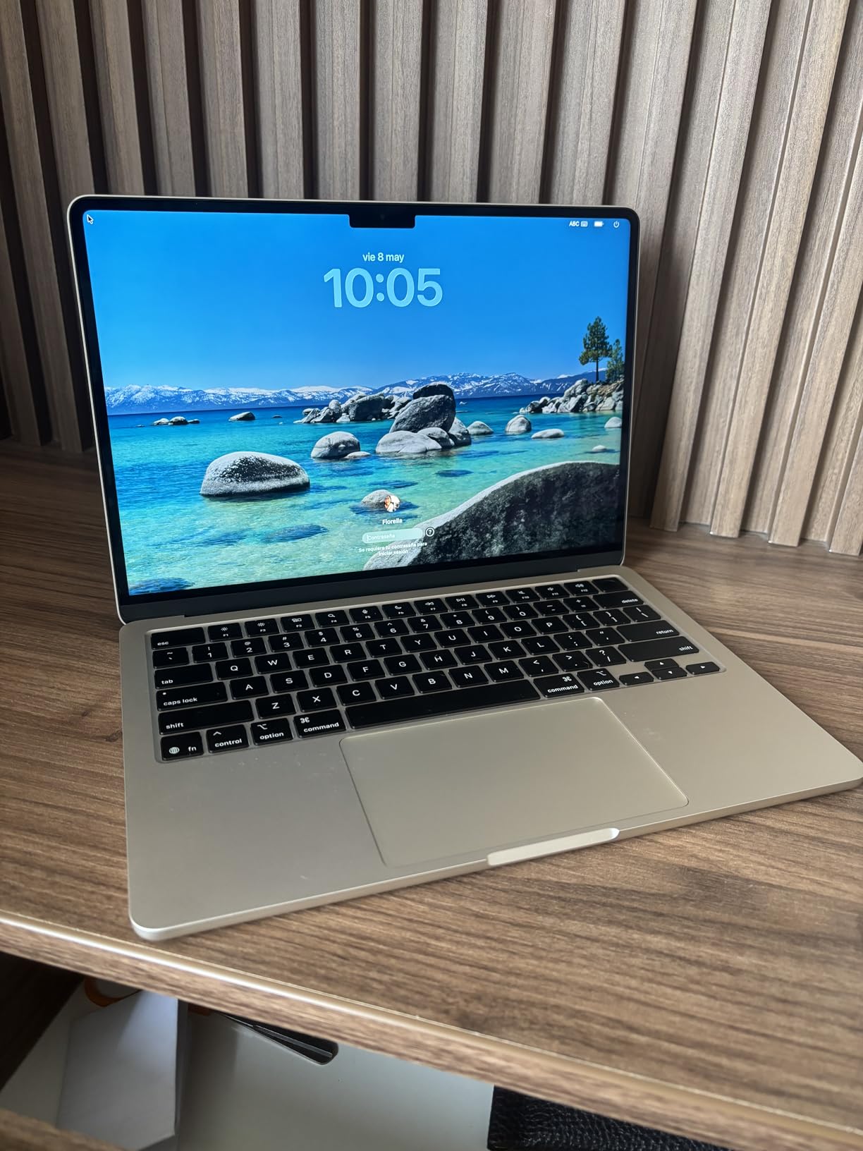 Apple 2025 MacBook Air 13-inch Laptop with M4 chip, 13.6-inch Liquid Retina Display, 16GB Unified Memory, 512GB SSD Storage, Midnight customer photo 2