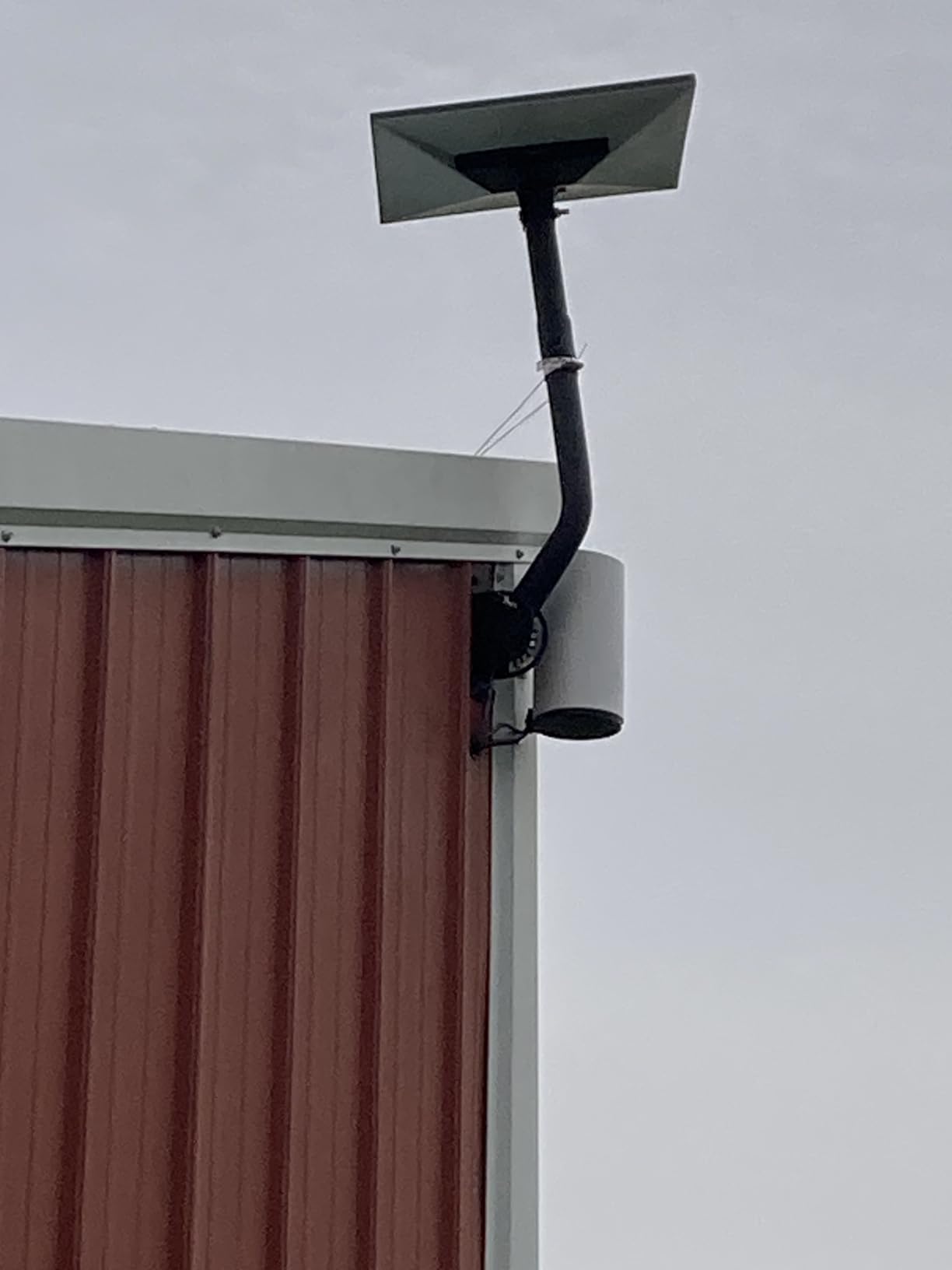 TP-Link Deco X20-OUTDOOR AX1800 Dual-Band Wi-Fi 6 Outdoor Mesh WiFi Extender Unit, Up to 2,200 sq.ft, 2 Gigabit PoE+ Ports, Waterproof, HomeShield, 3 Mounting Options, Secure by Design, 1-Pack customer photo 1