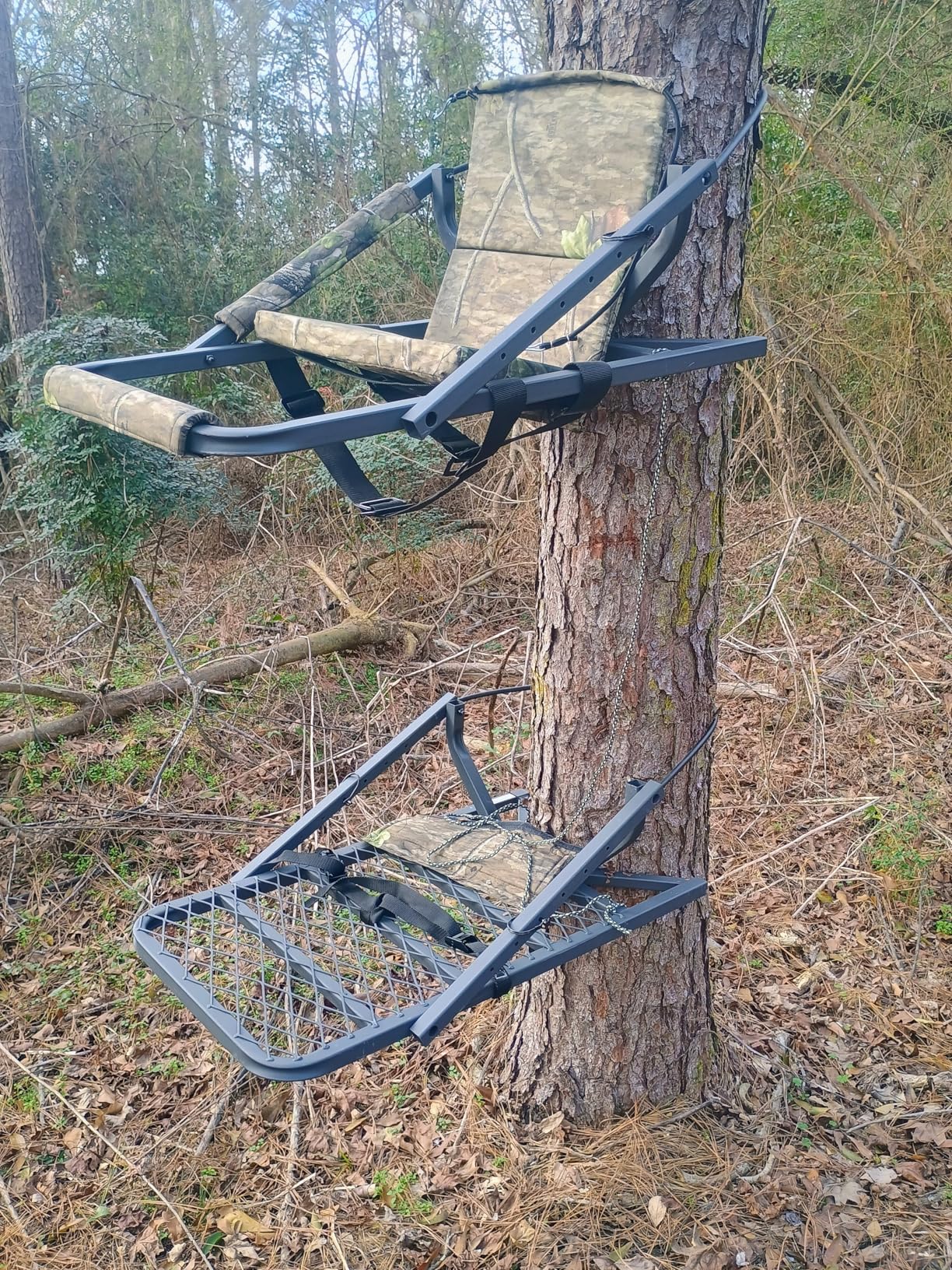 Guide Gear Extreme Deluxe Climbing Tree Stand for Hunting with Seat and Foot Platform customer photo 1