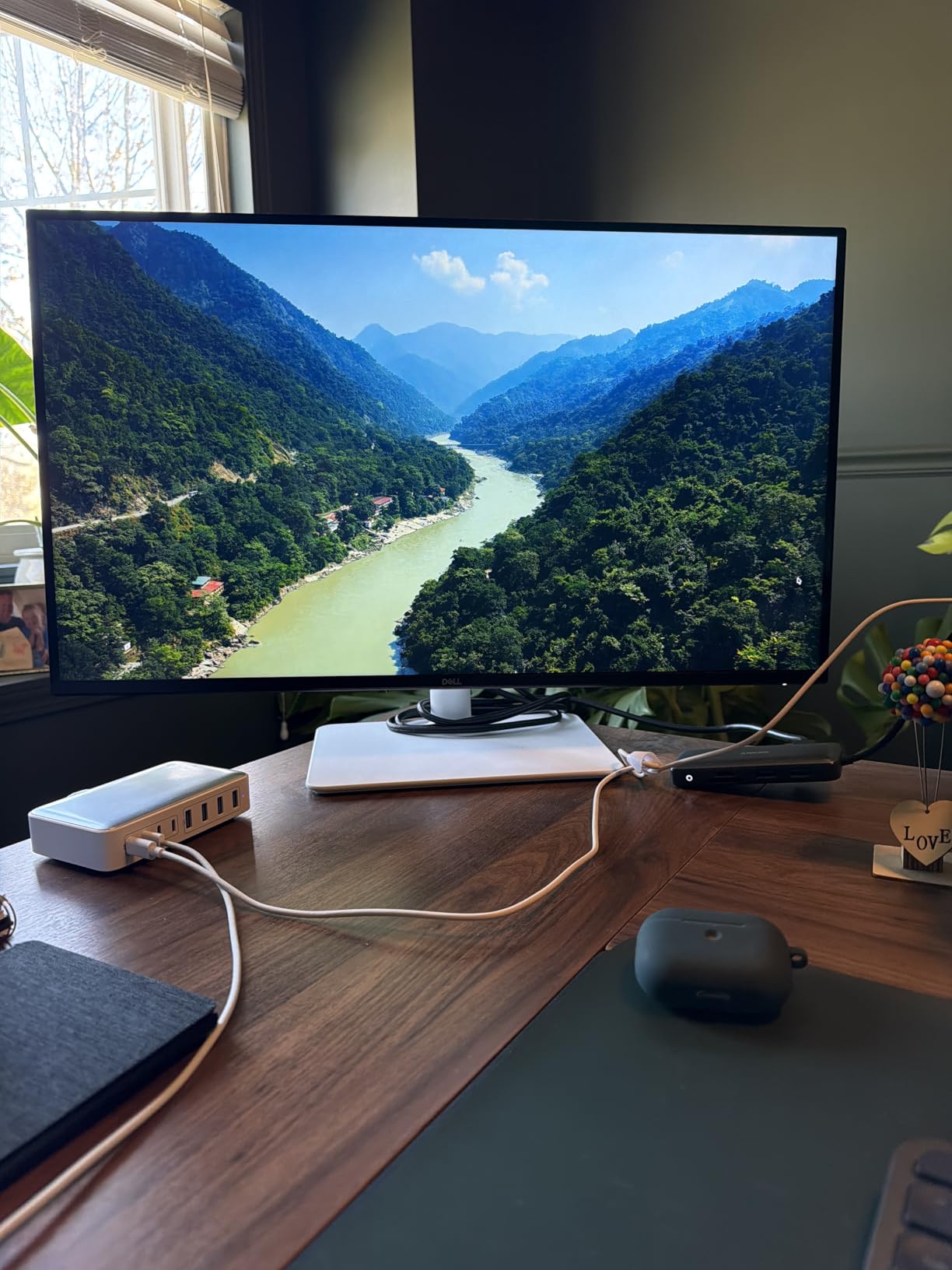 10 Best Monitors for Graphic Design (June 2026) - Expert Reviews