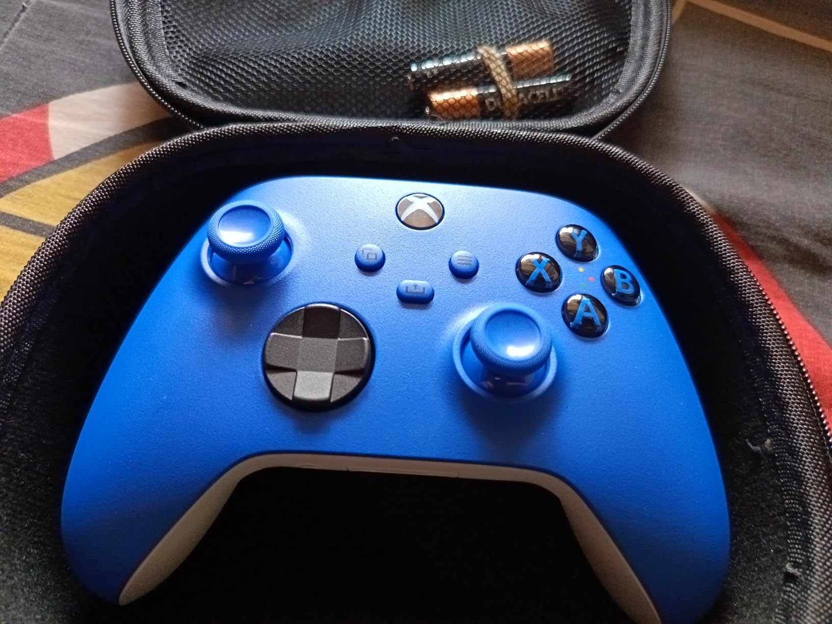 XBOX Wireless Gaming Controller | Shock Blue | Console, PC, & Cloud Devices | Textured Grip | Wireless, Bluetooth, USB-C Connectivity customer photo 1