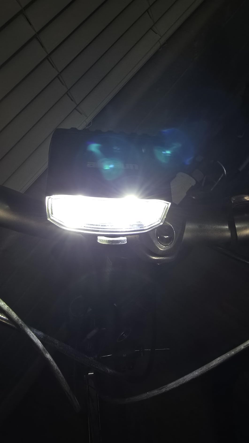 Bike Lights for Night Riding - Aidisun Front Bicycle Light with High/Low Beam 1000 Lumens LED Bike Headlight Rechargeable, Lightweight, Max 12 Hours Battery Life, IP65 Waterproof, 2 Mounting Options customer photo 1