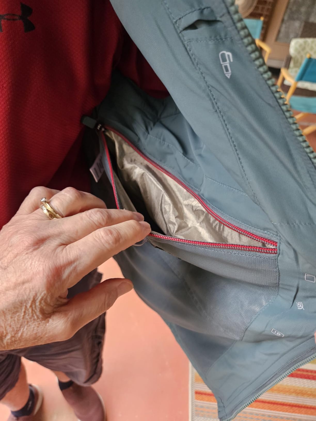 SCOTTeVEST LightEST Vest for Men - 16 Hidden Pockets - Lightweight Water Repellent customer photo 2