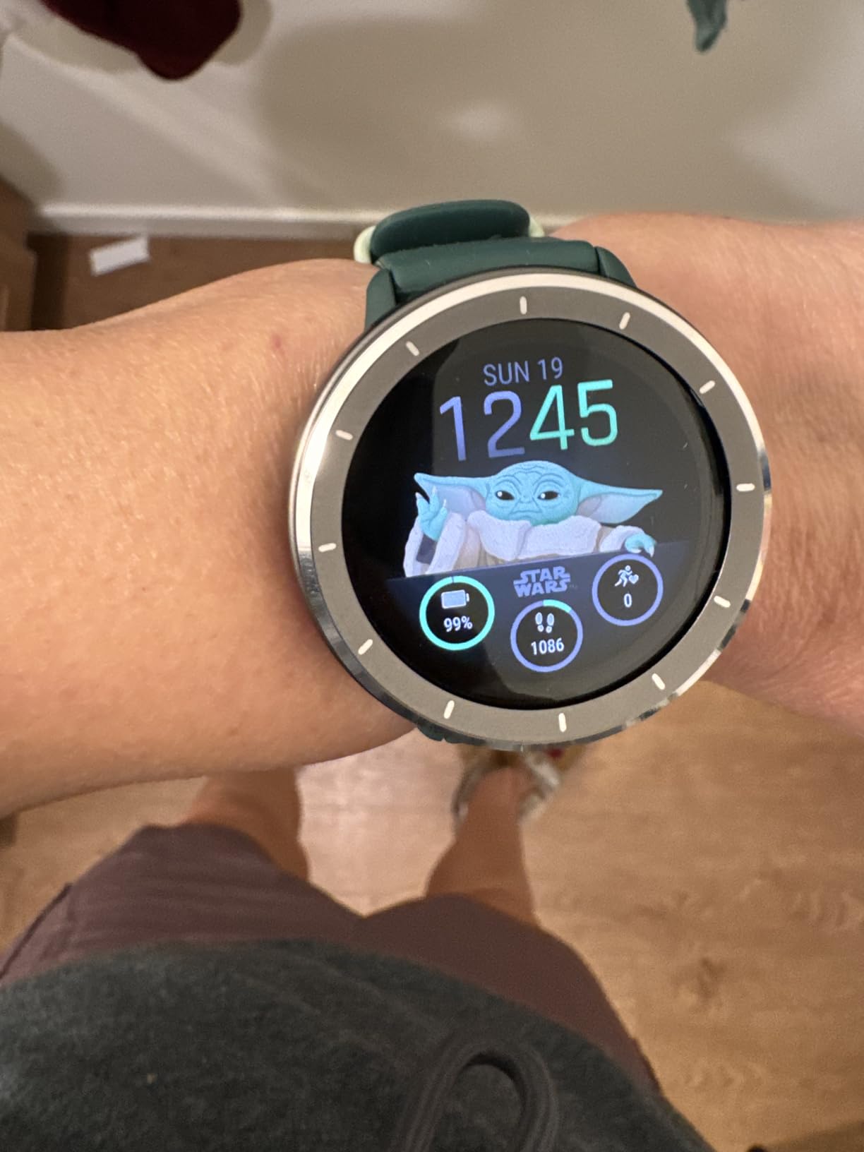Garmin vivoactive 6, Health and Fitness GPS Smartwatch, AMOLED Display, Up to 11 Days of Battery, Slate with Black Band customer photo 1