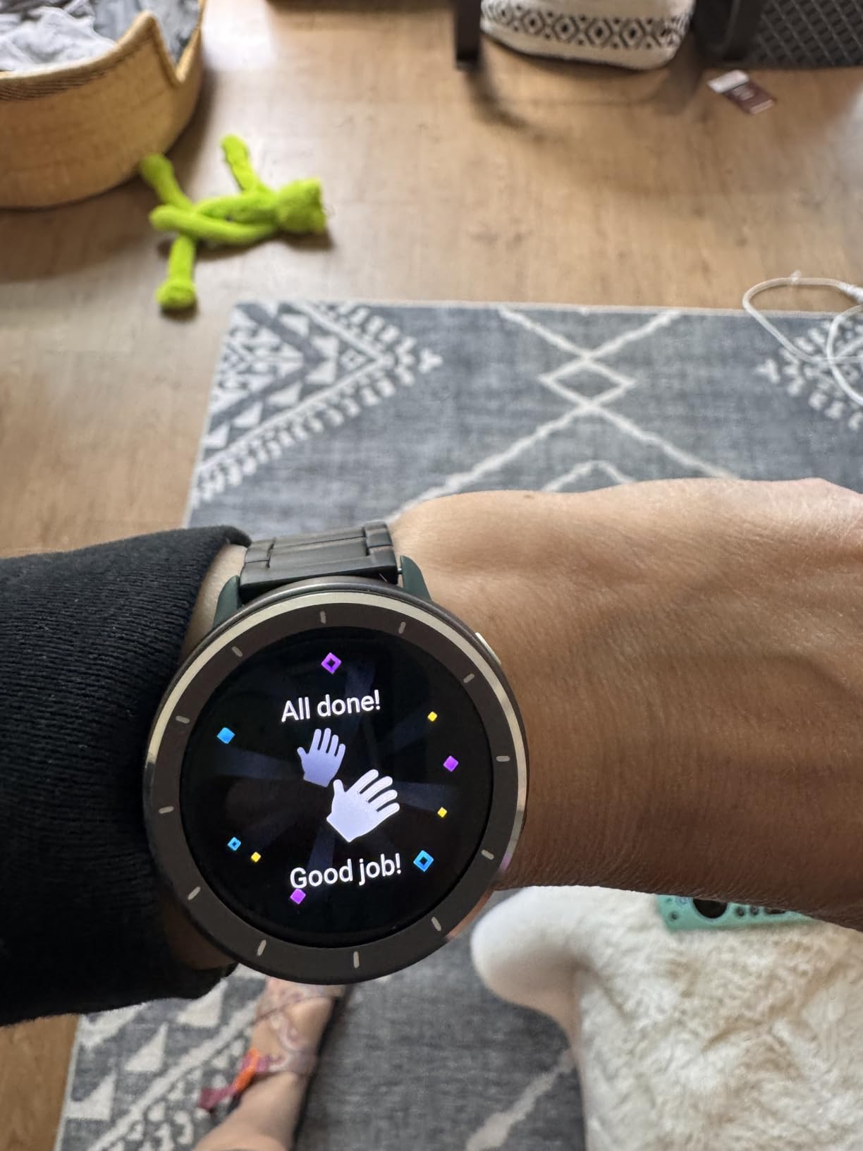 Garmin vivoactive 6, Health and Fitness GPS Smartwatch, AMOLED Display, Up to 11 Days of Battery, Slate with Black Band customer photo 2