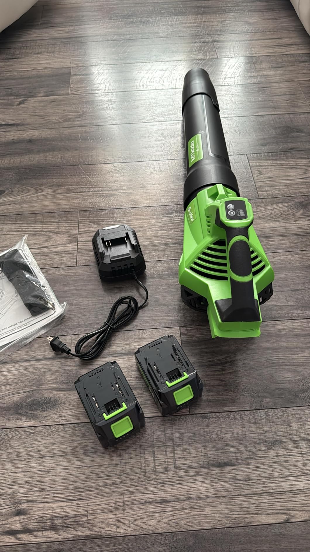 MTkoala Leaf Blower Cordless, New Upgraded 1200W Brushless Motor Leaf Blower, 700CFM 200MPH with 3 Speed Modes, 160Mins Max Runtime, Handheld Electric Blower for Lawn Care, Yard, Dust & Snow customer photo 1