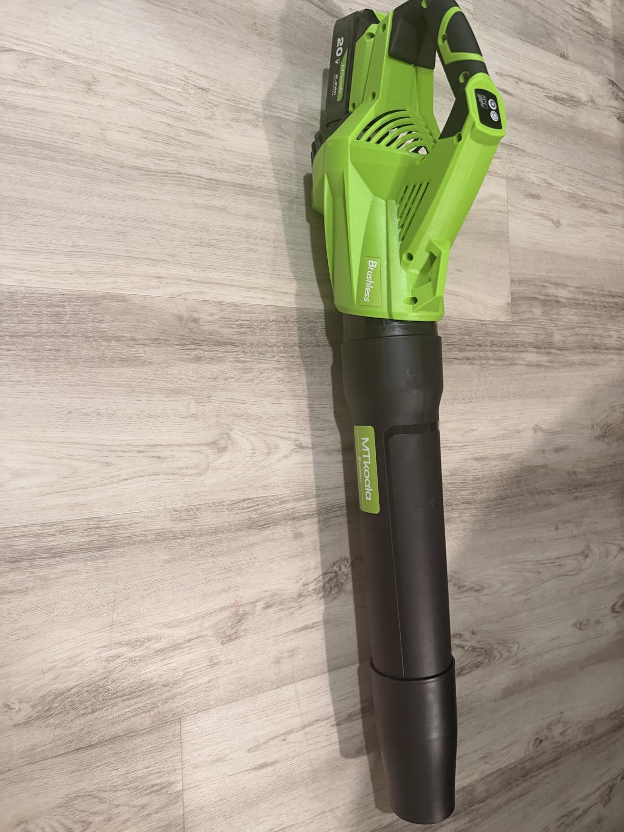 MTkoala Leaf Blower Cordless, New Upgraded 1200W Brushless Motor Leaf Blower, 700CFM 200MPH with 3 Speed Modes, 160Mins Max Runtime, Handheld Electric Blower for Lawn Care, Yard, Dust & Snow customer photo 2