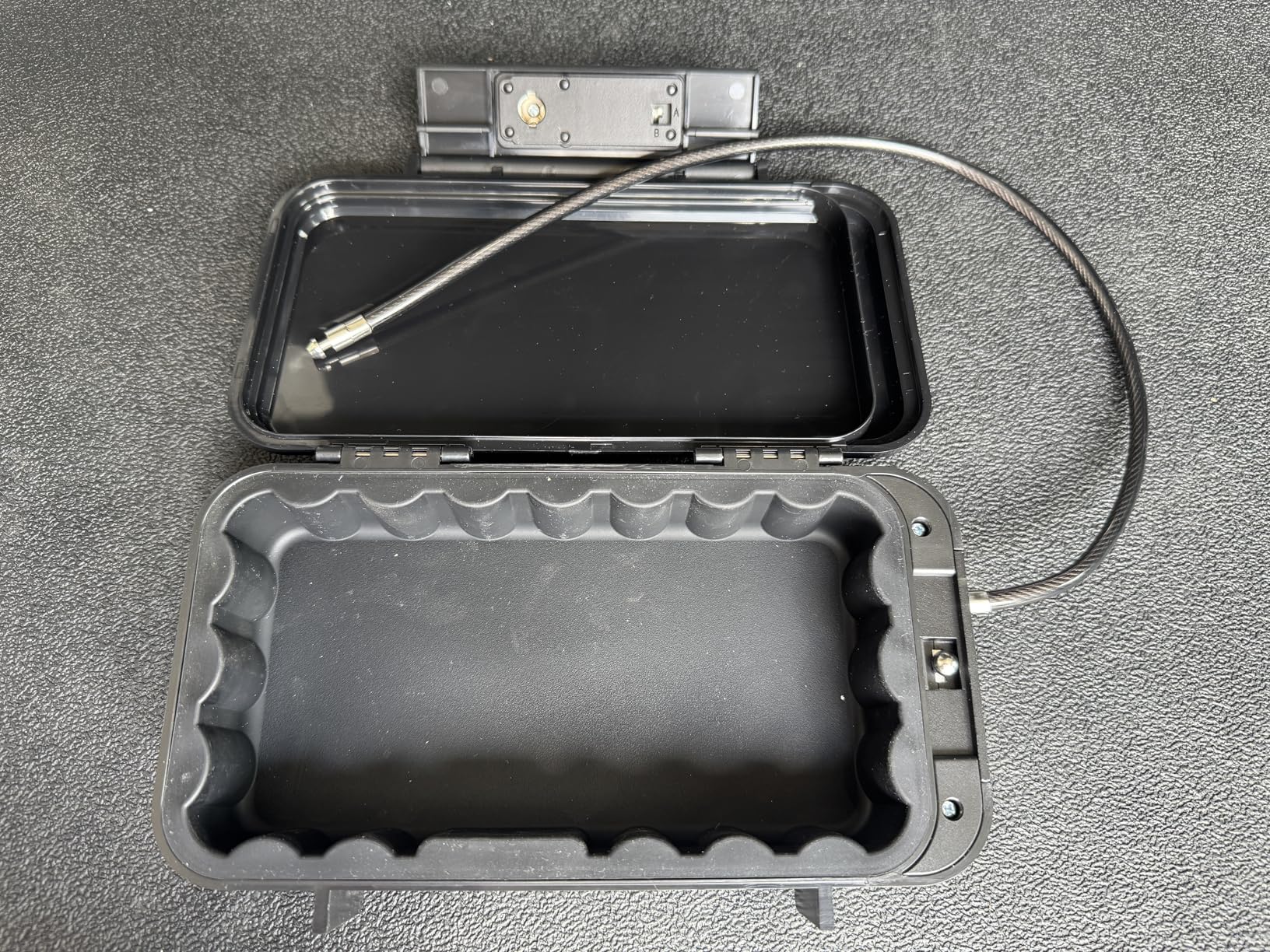 Portable Security Lock Box with Combination Lock, Waterproof Mini Safe Box with Cable, Travel Storage Case for Hotel, Car, Office customer photo 1