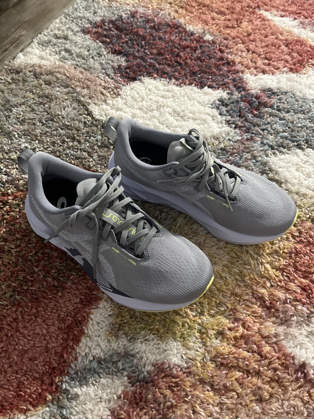 ASICS Women's NOVABLAST 5 Running Shoes customer photo 2
