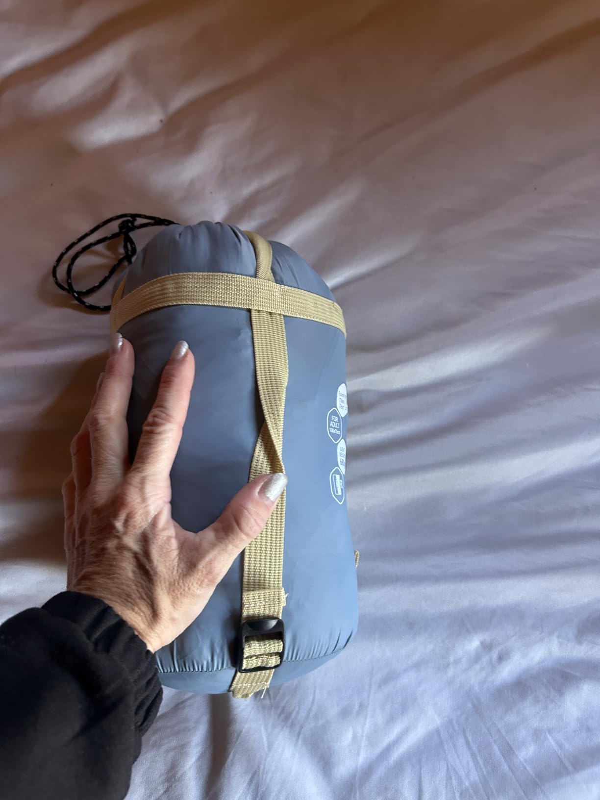 NewDoar Ultralight Backpacking Sleeping Bag - 50-70°F, 1.5lbs, Waterproof & Machine Washable, 2-Way Zipper for Teens,Couples,Women,Men Compact for Hiking/Camping (M/L Sizes) customer photo 2