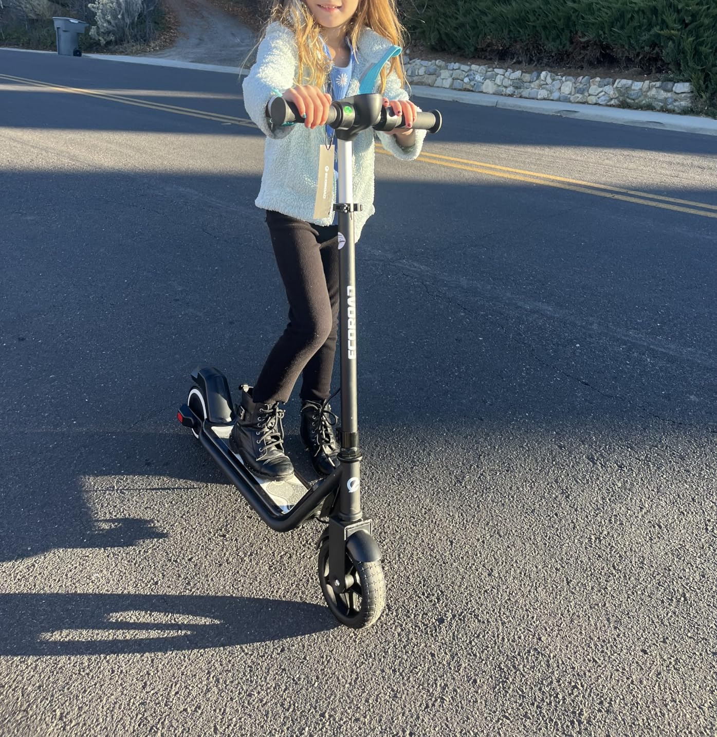 ECOROAD EK6 Kids Electric Scooter for 6-12, 3/6/10mph Speeds for Ultimate Comfort, Adjustable Height Electric Scooter, 150W & Dual Brake Safety, for Growing Adventurers customer photo 1