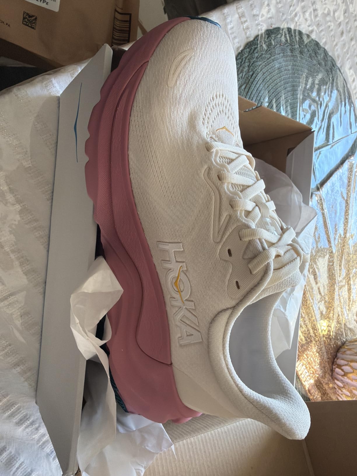 Hoka Women's Arahi 8 customer photo 2