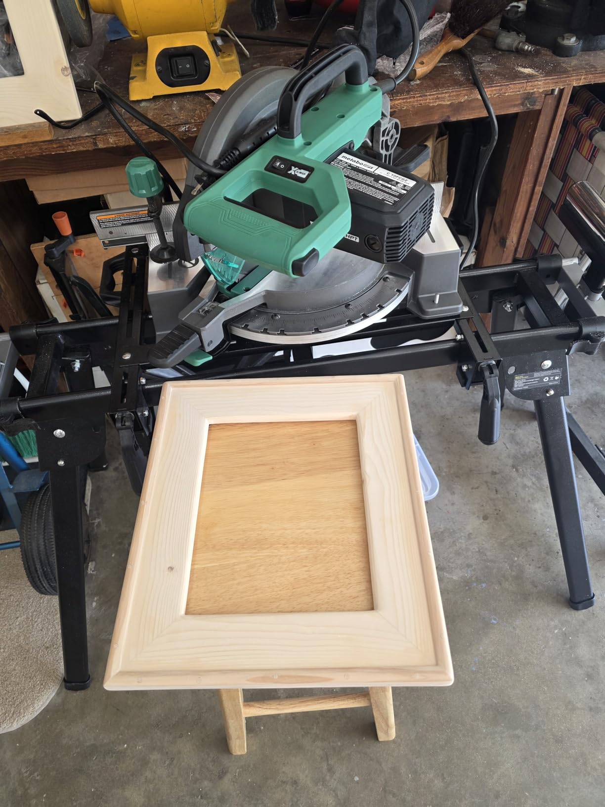 Metabo HPT 10-Inch Single Bevel Compound Miter Saw, 15-Amp Power Saw with Xact Cut Shadow Line, Precision Miter Angles, Single Bevel 0-45 Degree, 40T TCT Miter Saw Blade, Lightweight Design, C10FCG2 customer photo 2