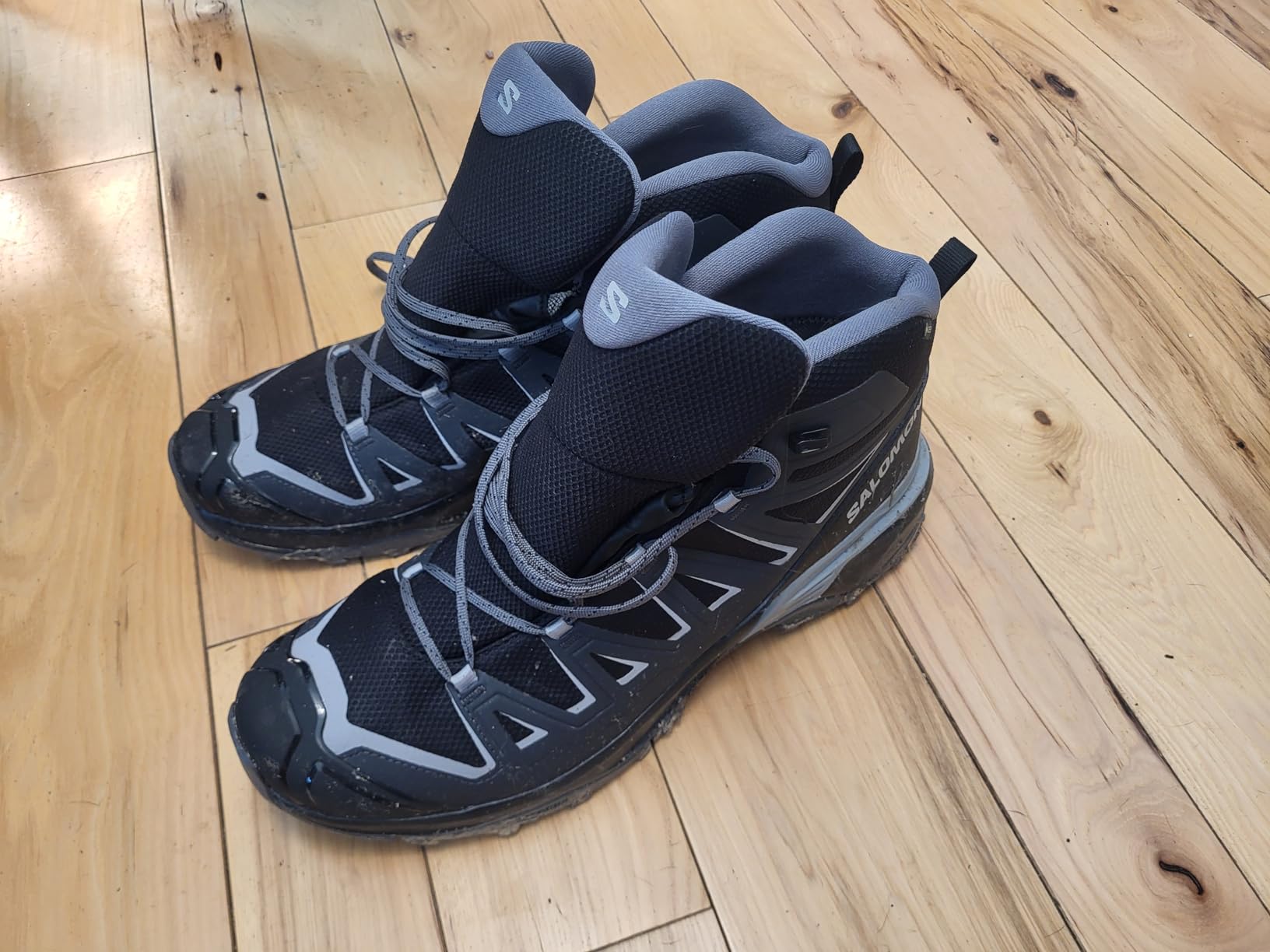 Salomon Men's X Ultra Flare Mid Gore-Tex Hiking Shoe customer photo 1