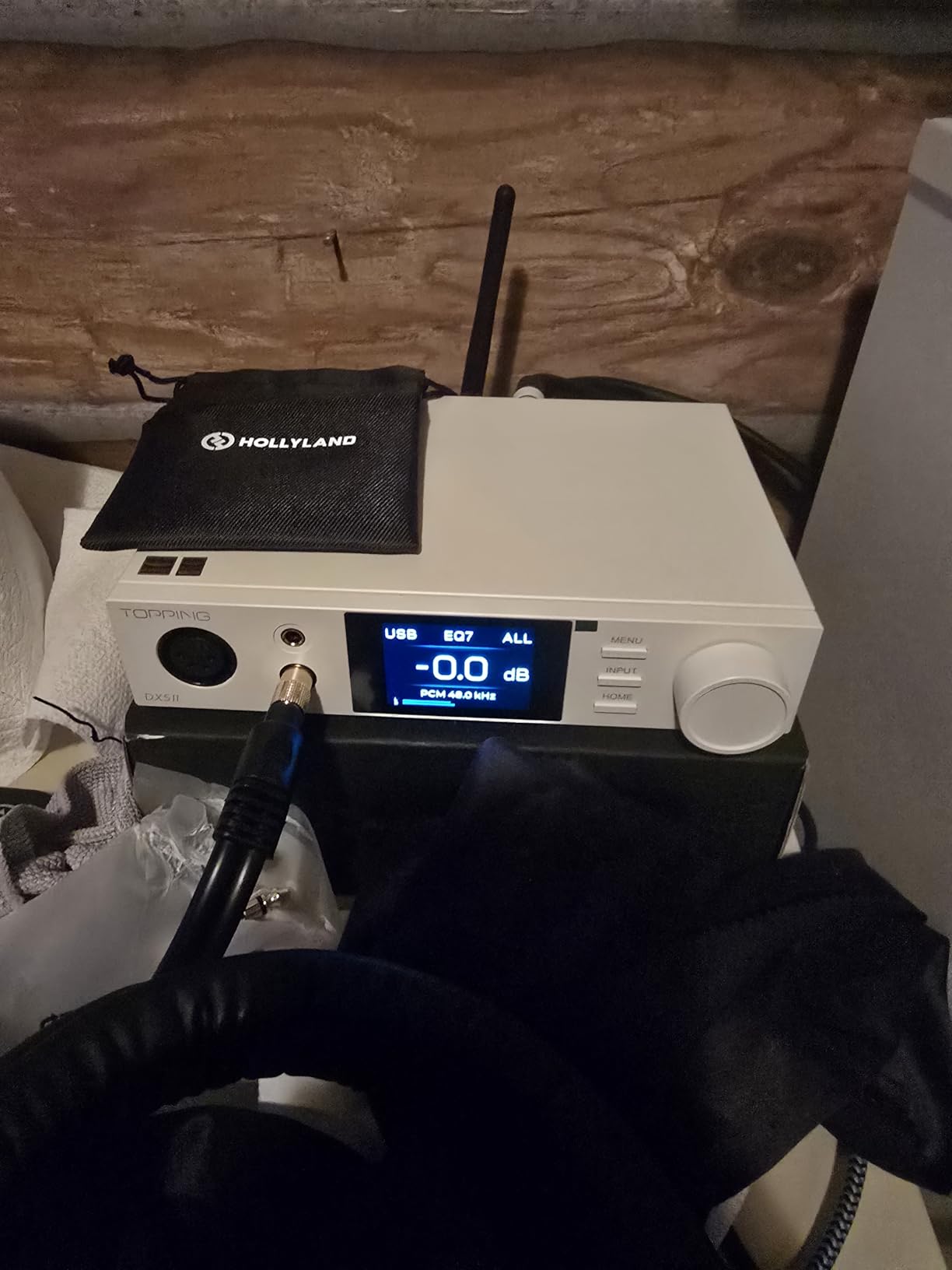 TOPPING DX5 II Hi-Res DAC and Headphone Amp Combo - Dual ES9039Q2M, X-Hybrid Amp, 10-Band PEQ, LDAC Bluetooth 5.1, 4.4mm Balanced and 6.35mm Headphone Output, Preamp Mode, 12V Trigger (White) customer photo 1