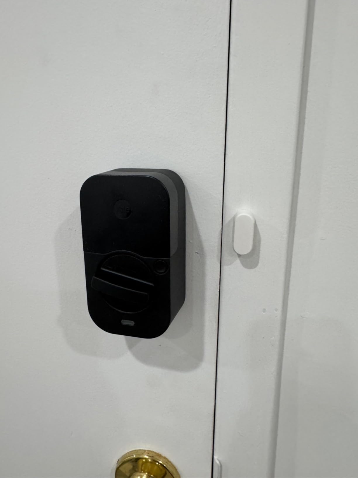 Yale Assure Lock 2 Keypad Smart Deadbolt with Wi-Fi - Black Suede Keyless Entry Lock for Front Door, Vacation Rental, Airbnb & Property Managers customer photo 2