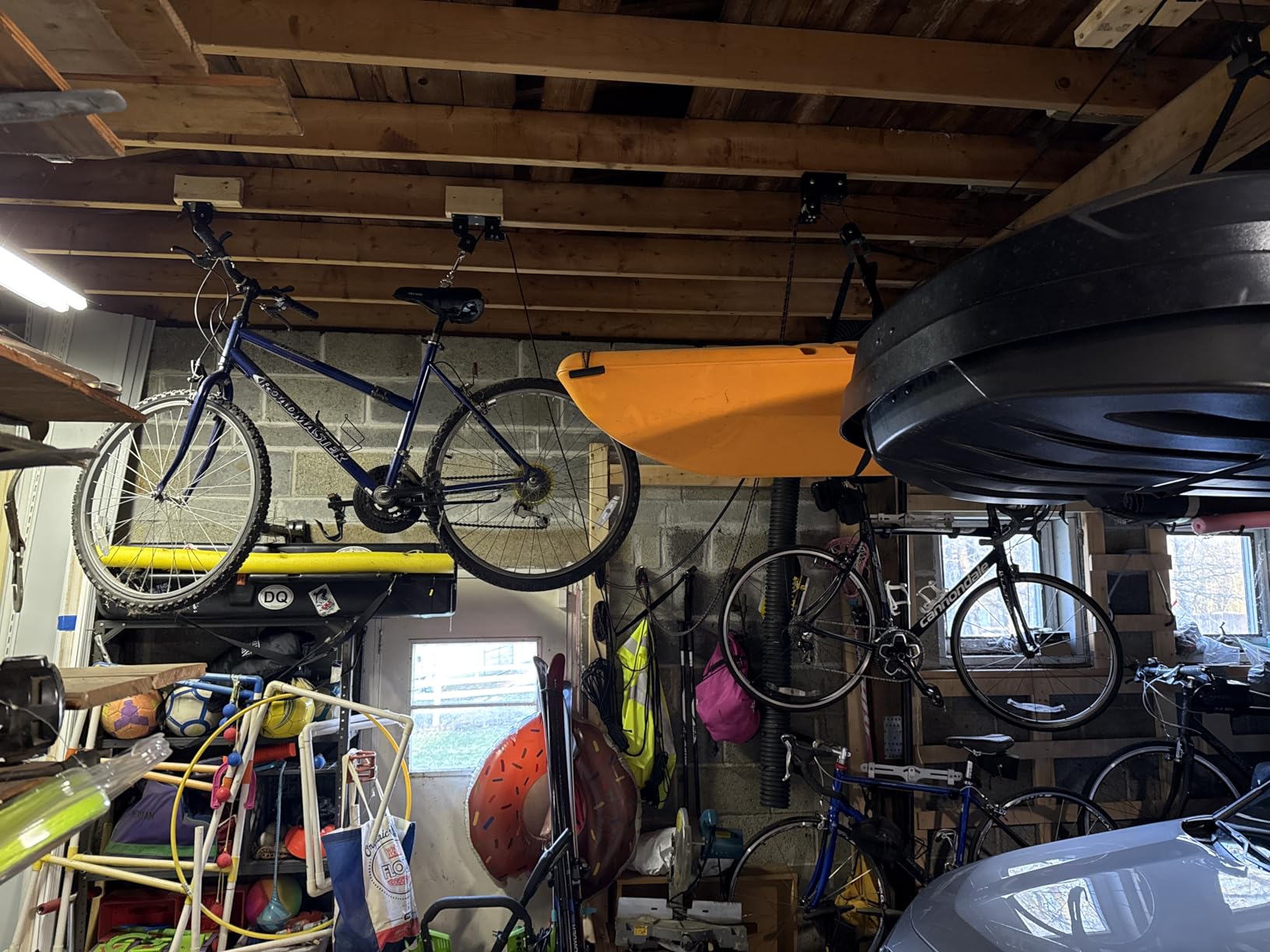 TRUSOON Bike Hoist, Heavy Duty Ebike Lift Pulley System for Garage Ceiling Overhead Storage for Bicycle, Ladders, Snowboard, Holds Up to 85 lbs Capacity, Fit 10-16 Foot High Ceilings customer photo 1