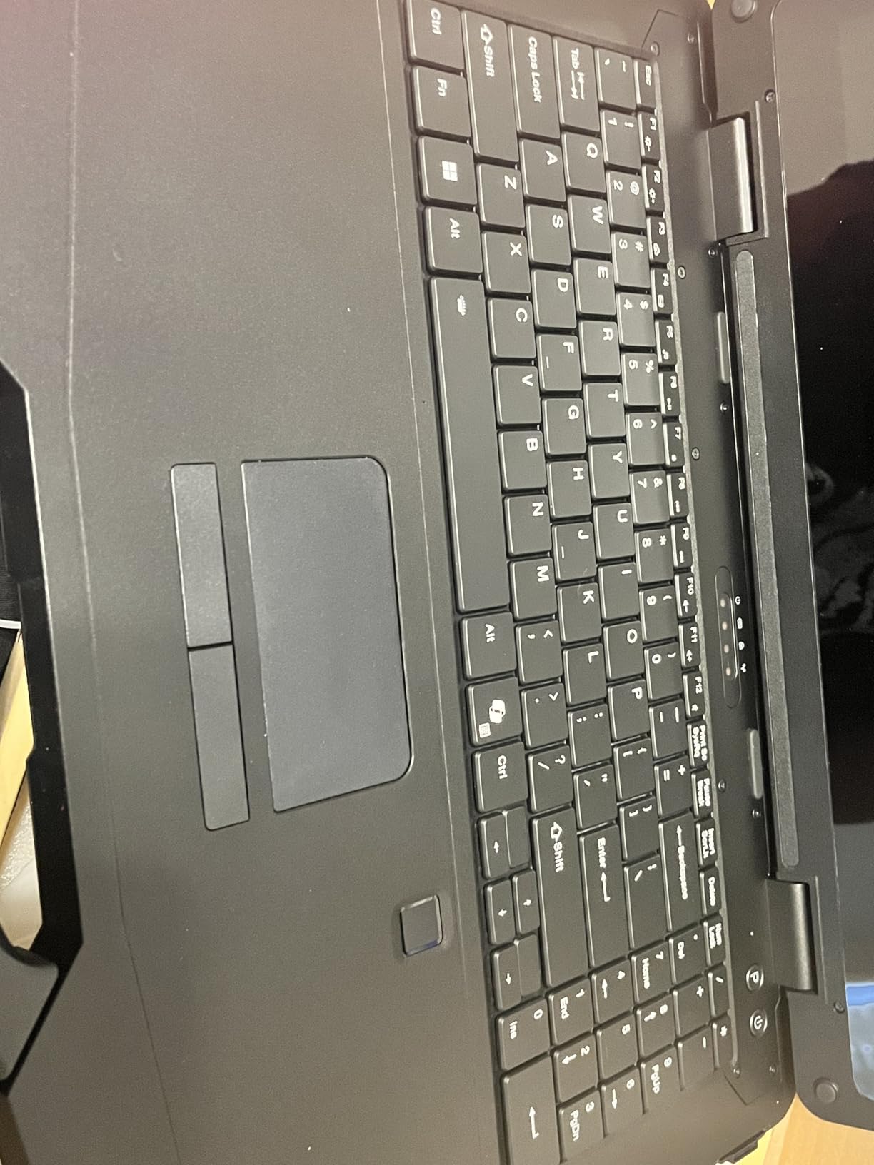 MUNBYN Rugged Laptop IRX16, 15.6