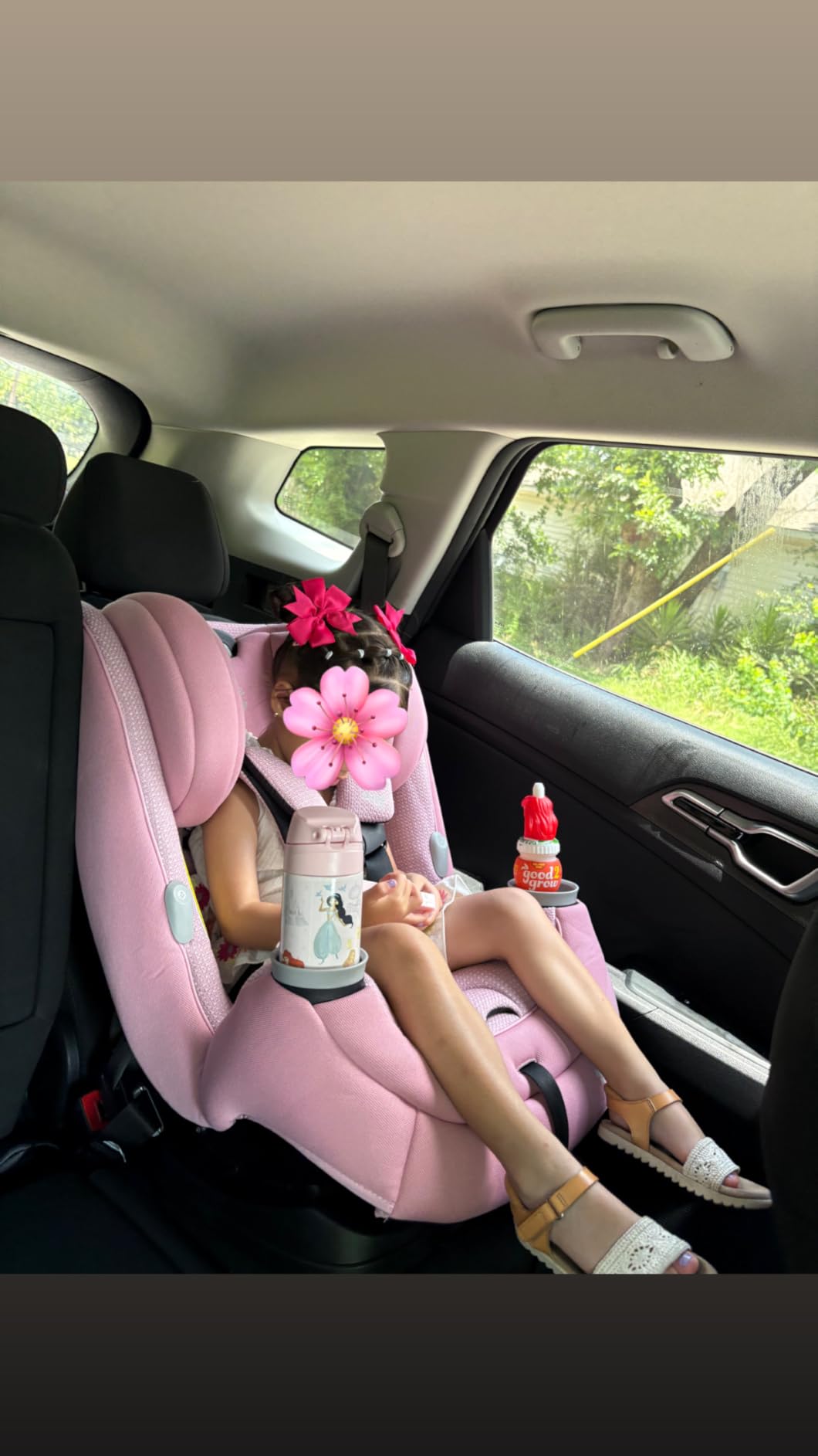 Maxi-Cosi Pria All-in-One Convertible Car Seat, Infant to Toddler, Easy-Install Harness, 5-100 lbs, SeaDrift customer photo 1