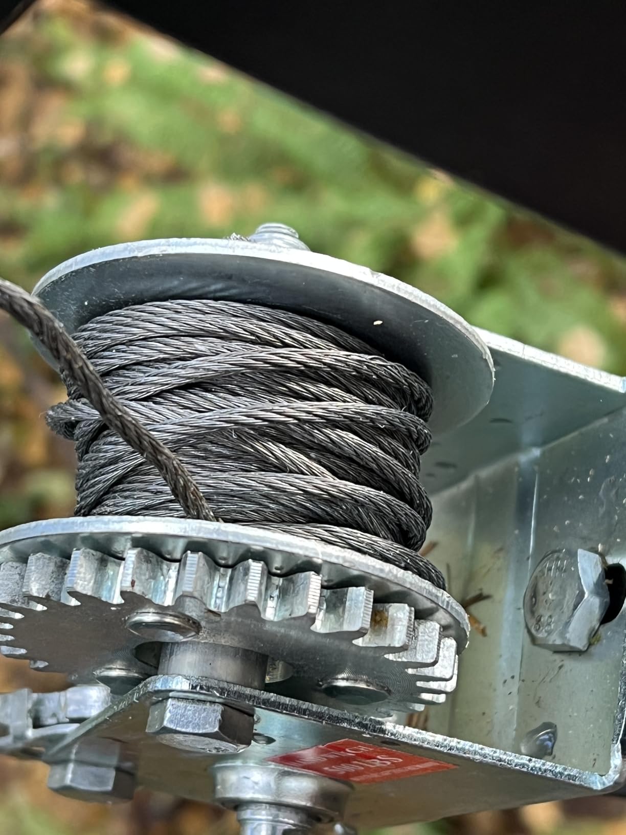 Atflbox Tree Mounted Game Hoist for Hunting with Winch and Ratchet Strap, 500LBS Capacity Hunting Deer Hanger, 26FT Steel Cable Heavy Duty Deer Hoist for Skinning, Hanging Deer Feeder Hoist customer photo 2