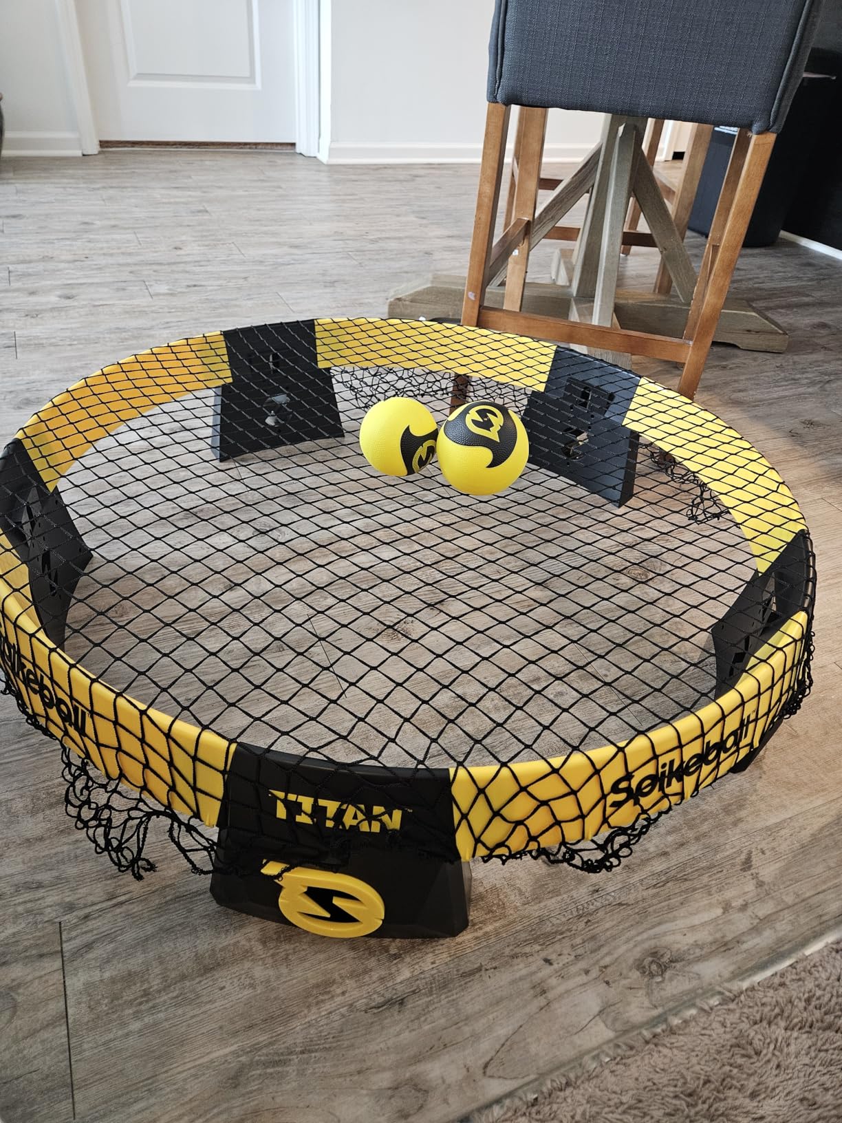 Spikeball Titan Game Set - Stronger Frame & Enhanced Stability, Includes 1 Pro Ball & 1 Atlas Ball, Competition Ready, Portable with Carry-Bag customer photo 1