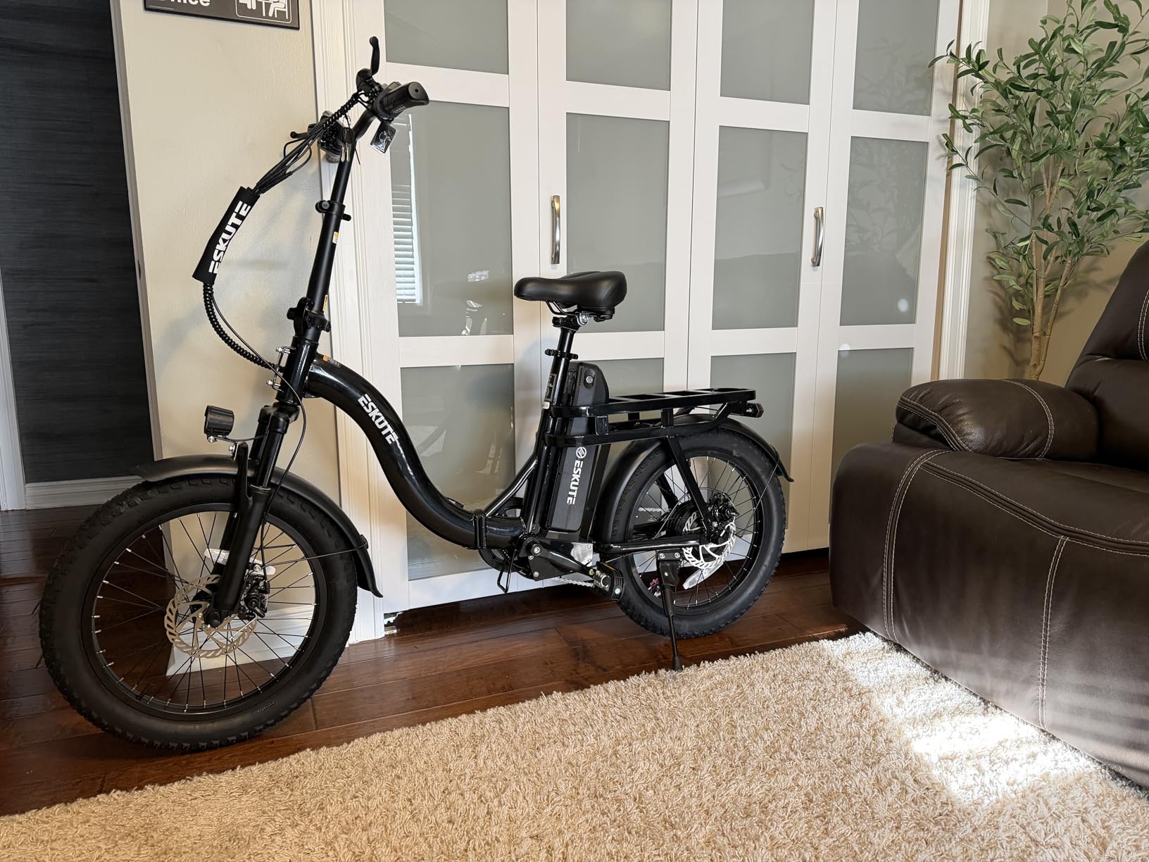 ESKUTE Electric Bike, 1200W Peak Motor, Folding 20x3 Fat Tire E-Bike, 48V 13Ah Battery, Step-Through Cargo Fold Ebike, NFC Unlock customer photo 2
