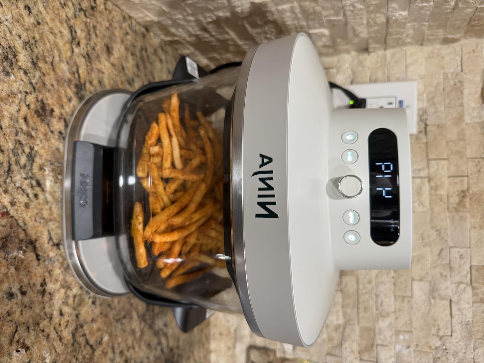 Ninja Crispi Pro 6-in-1 Glass Air Fryer | With Nontoxic, 6qt & 2.5qt Containers & Lids | Microwave, Freezer, Dishwasher Safe | 450F Max Temp | 1800 Watt | Cyberspace | AS101CY customer photo 2