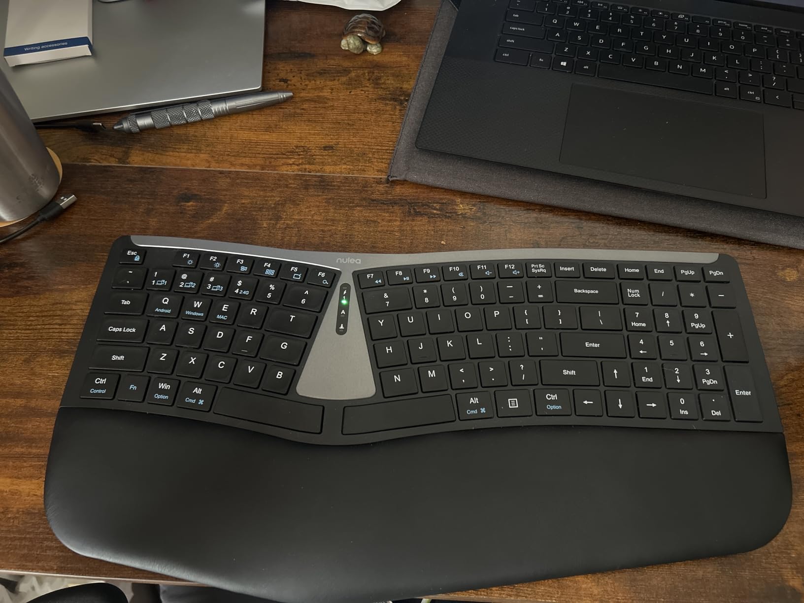 Nulea RT07B Wireless Ergonomic Split Keyboard, Wrist Rest, Natural Typing, Bluetooth and USB Connectivity, USB-C Rechargeable, Compatible with Windows Mac (Silver Black) customer photo 2