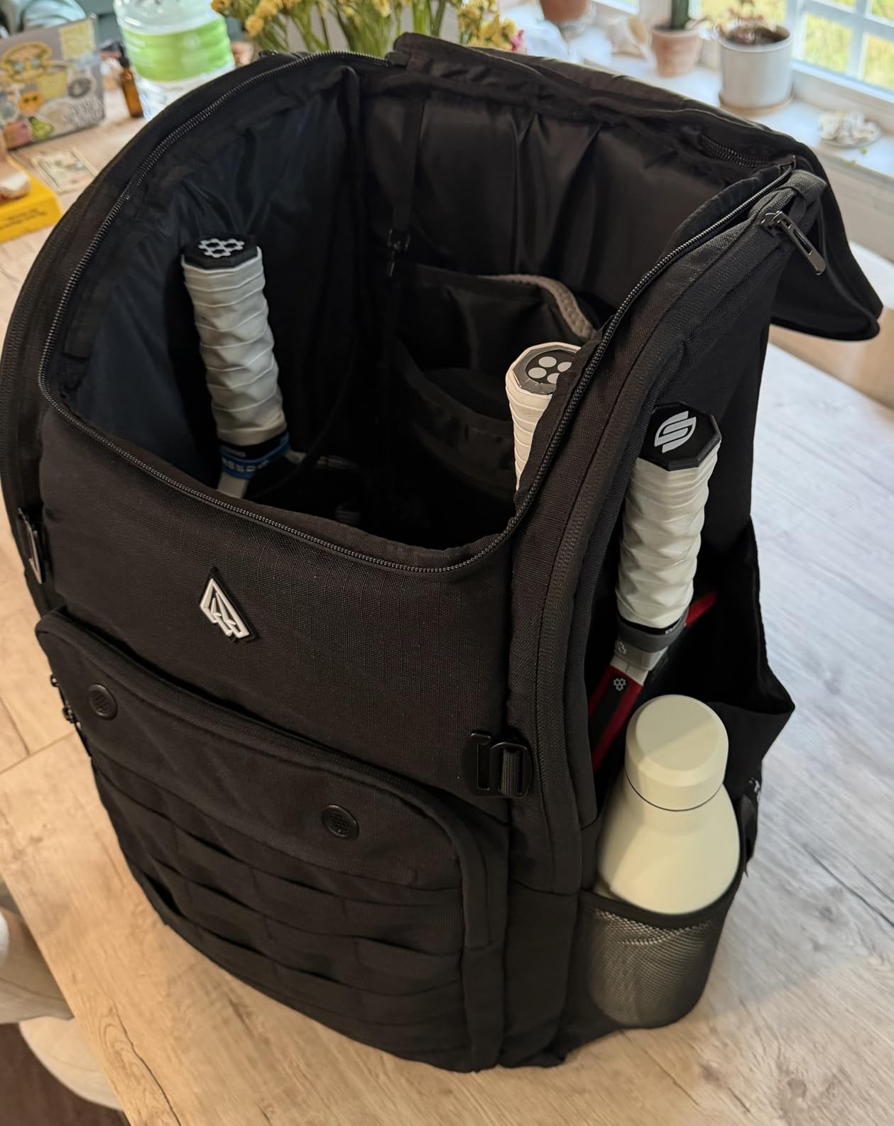 52L Pickleball Bag Fits 6+ Paddles,Pro Pickleball Backpack with Wet Dry Separation,Shoe Compartment,Hidden Ball Net,Designed for 2 Players Family and Couples customer photo 1