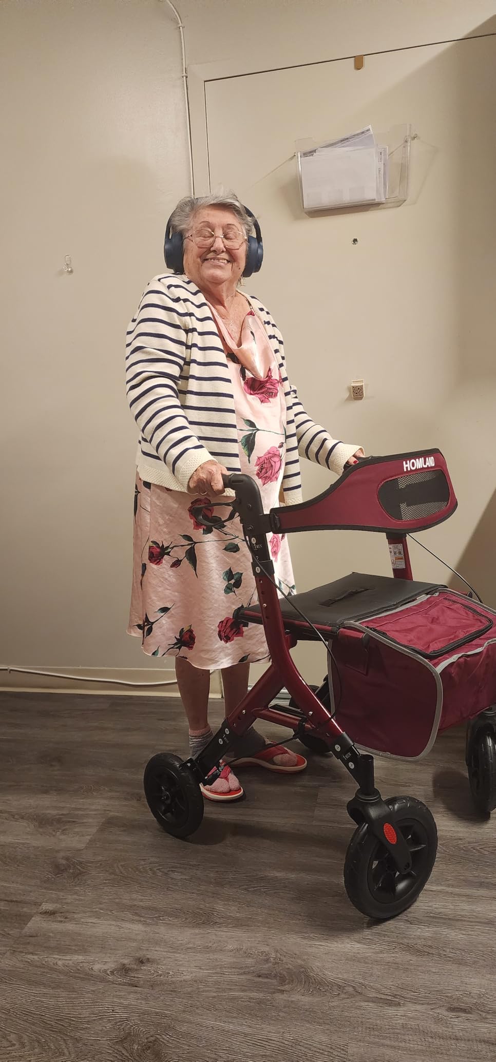 HOMLAND Foldable Rollator Walkers for Seniors with Seat, 10