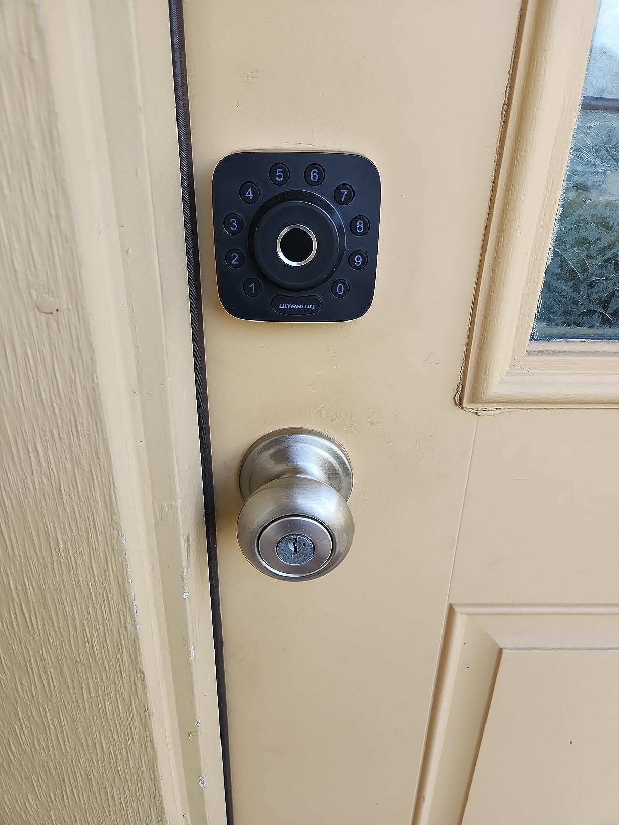 ULTRALOQ Bolt SE Smart Lock, Built-in Wi-Fi, Matter Over Thread, Fingerprint ID, 7-in-1 customer photo 1