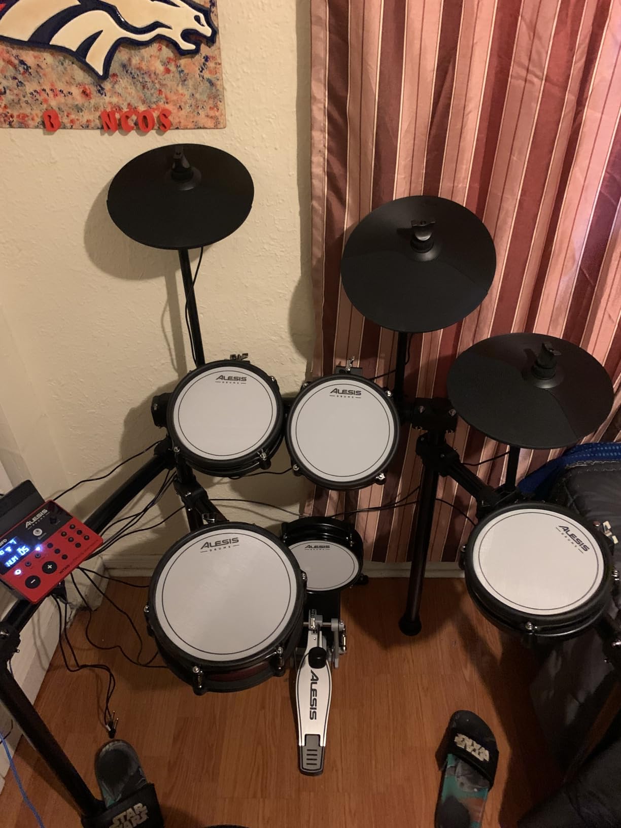 Alesis Nitro Ultimate Electric Drum Set with Dual Zone Quiet Mesh Pads, Movable Hi-Hat, 640 Authentic BFD Sounds and 52 Kits, Bluetooth, Drumeo, USB MIDI, Double Kick Compatible customer photo 2
