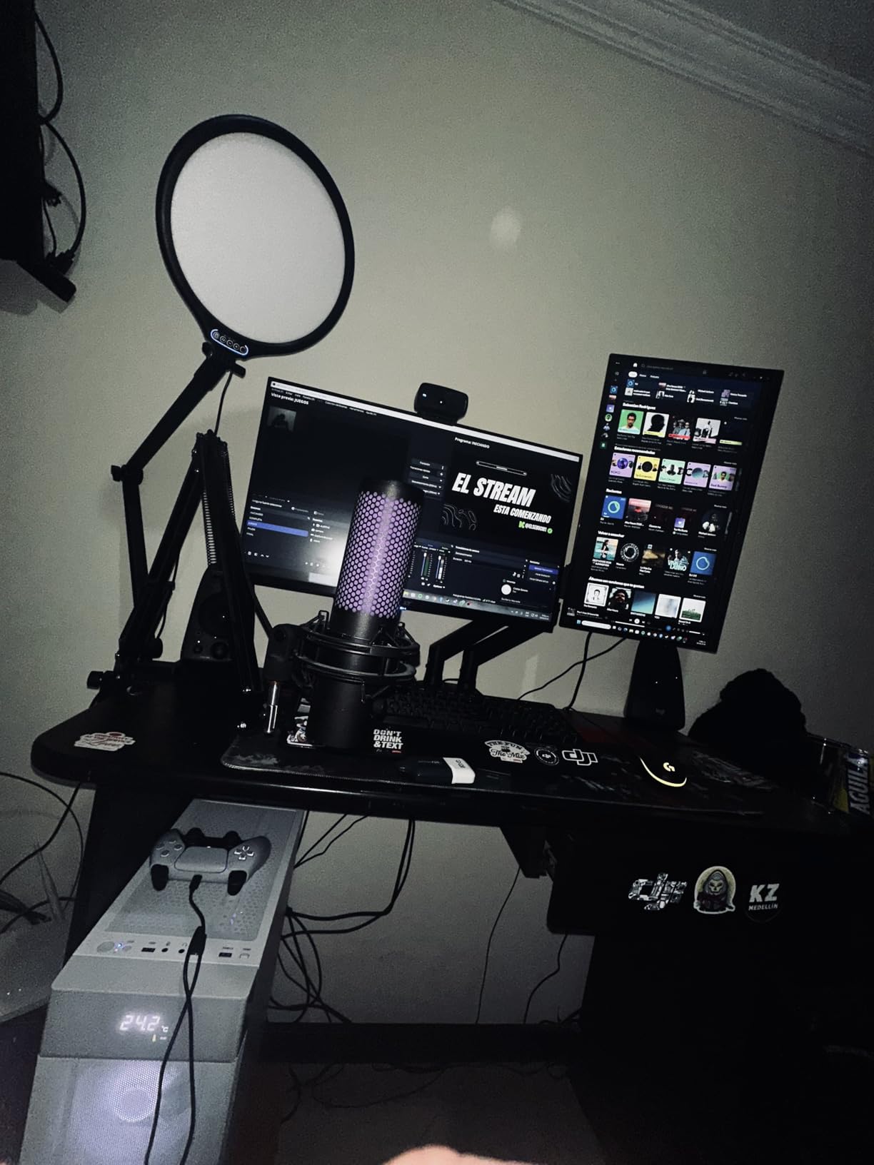 Sceptre New 22-Inch Gaming Monitor, FHD 1080p, Up to 144Hz, HDMI, DisplayPort, Built-in Speakers, Machine Black (E225W-FW144 Series, 2026) customer photo 1