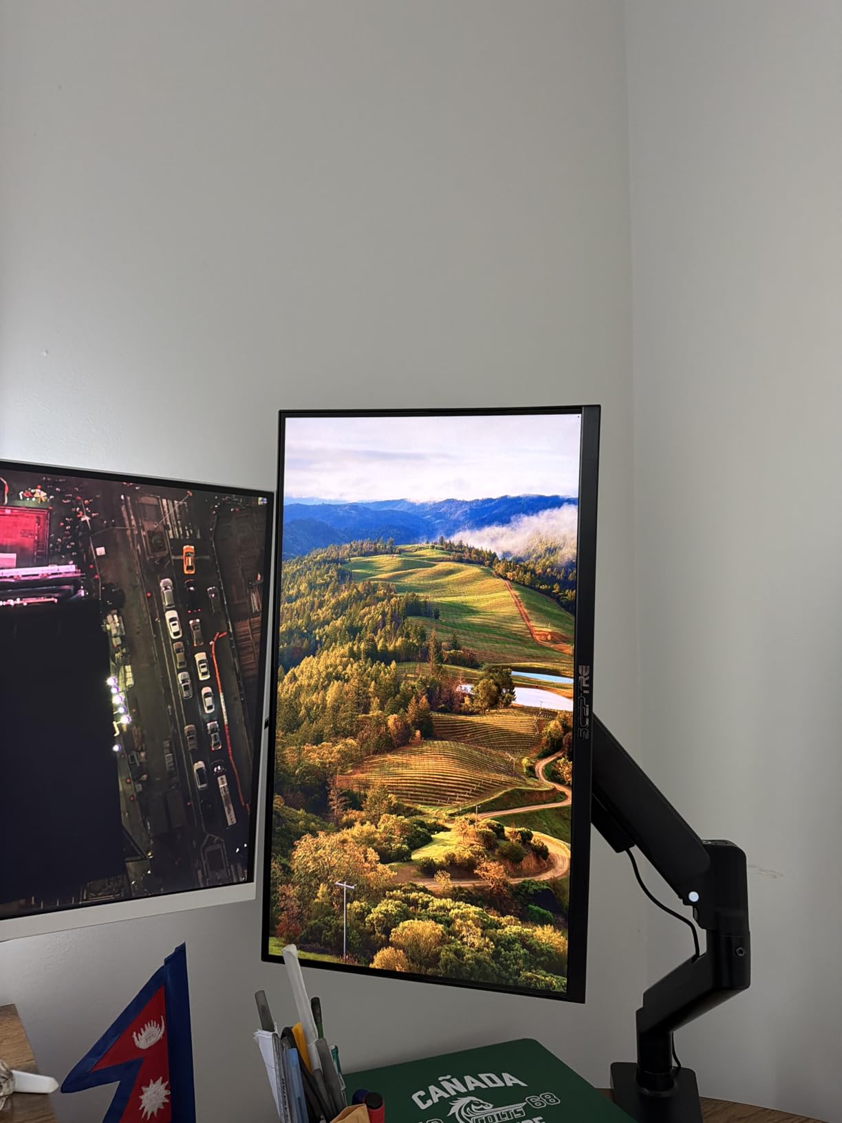 Sceptre New 22-Inch Gaming Monitor, FHD 1080p, Up to 144Hz, HDMI, DisplayPort, Built-in Speakers, Machine Black (E225W-FW144 Series, 2026) customer photo 2