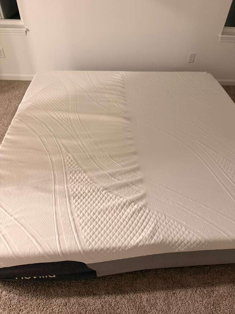 Novilla Bliss Cooling Queen Size Mattress, 12 Inch Gel-Infused Memory Foam Mattress Queen Size in a Box with Cool-Touch Nylon Cover, Pressure Relief & Body Support with CertiPUR-US Certified Foam customer photo 2