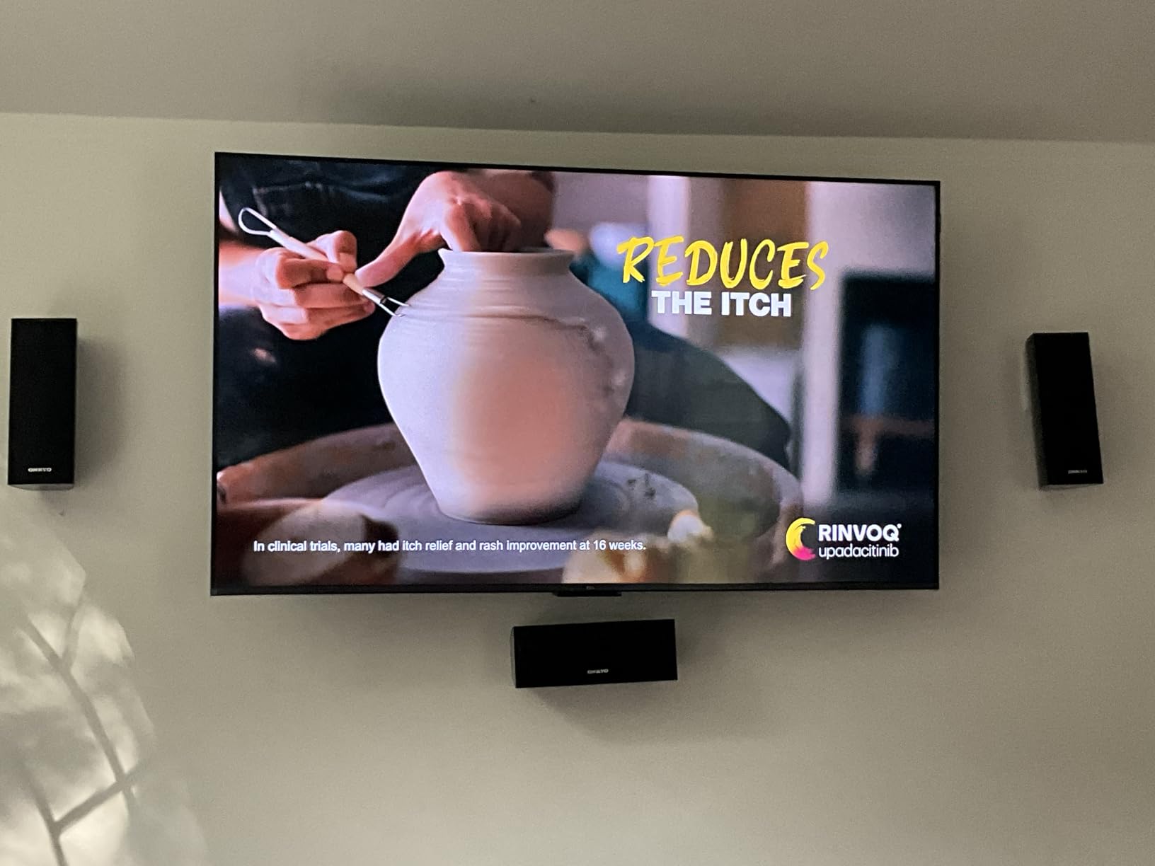 TCL Amazon Exclusive 75 Inch Class T7 Series | 4K QLED HDR Lag-Free Smart Google TV | 75T7, 2025 Model | 120Hz-144Hz High Brightness, Dolby Atmos, Alexa Voice Remote AI Streaming Gaming Television customer photo 1