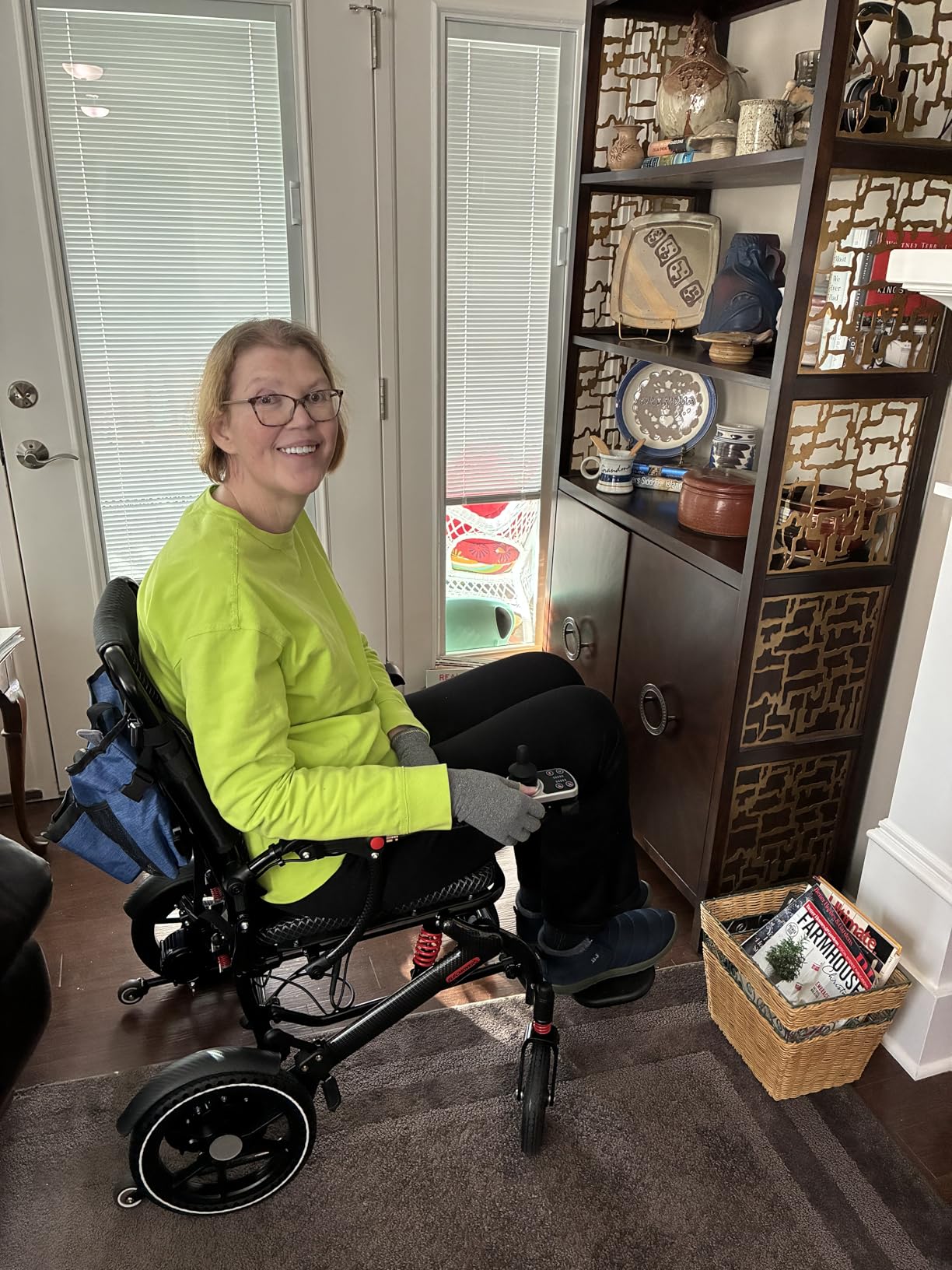 Electric Wheelchairs for Adults Foldable 36LBS Lightweight Frame Airline Approval, 15 Miles Travel Range & 500W Brushless Motors Power Motorized for Seniors & Max Support 350 LBS - Carbon Fiber Color customer photo 2