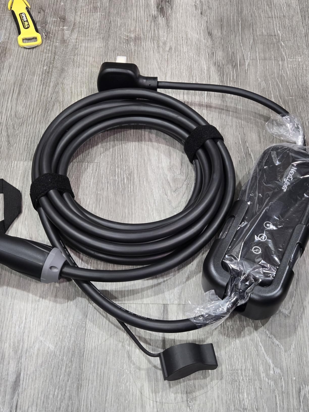 Level 2 EV Charger 32Amp with WiFi APP/Plug-Play, 240V NEMA 14-50P Plug, 25FT Cable with ETL Certified, Portable Electric Vehicle Charging Stations EVSE J1772 Connector (32) customer photo 1