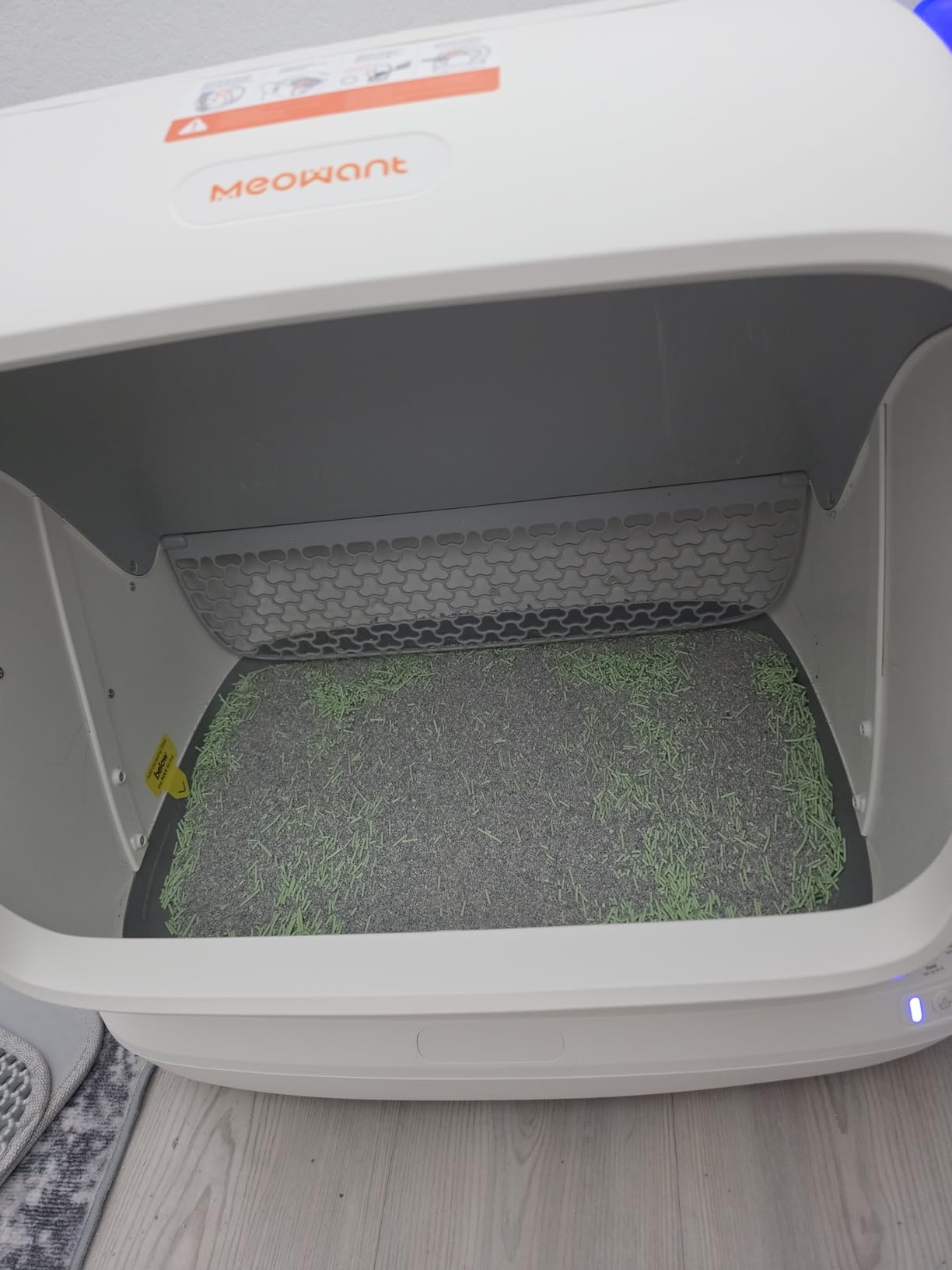MeoWant Self-Cleaning Cat Litter Box, 106L Extra-Large Space Low Entrance customer photo 1