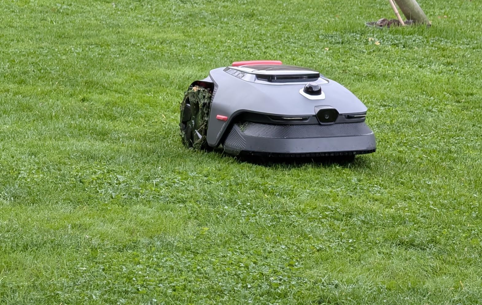 MOVA LiDAX Ultra 2000 Robot Lawn Mower with 4G for 0.5 Acre, No Wire No RTK+360 3D LiDAR+AI Vision Auto Mapping, Zero-Edge Cutting, Cut Height 1.2-3.9 Inch, 45% Slope, 150 Mowing Zones, Anti-Theft customer photo 1