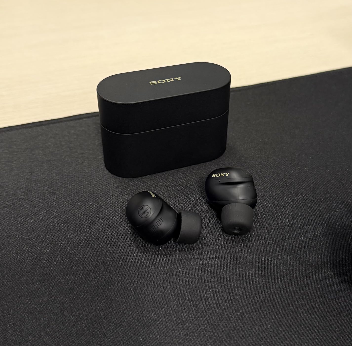 WF-1000XM6 The Best Truly Wireless Noise Cancelling Earbuds (2026 Model), Bluetooth in-Ear Headphones, with Studio-Quality Sound, Up to 24 Hours of Battery Life, Black customer photo 1